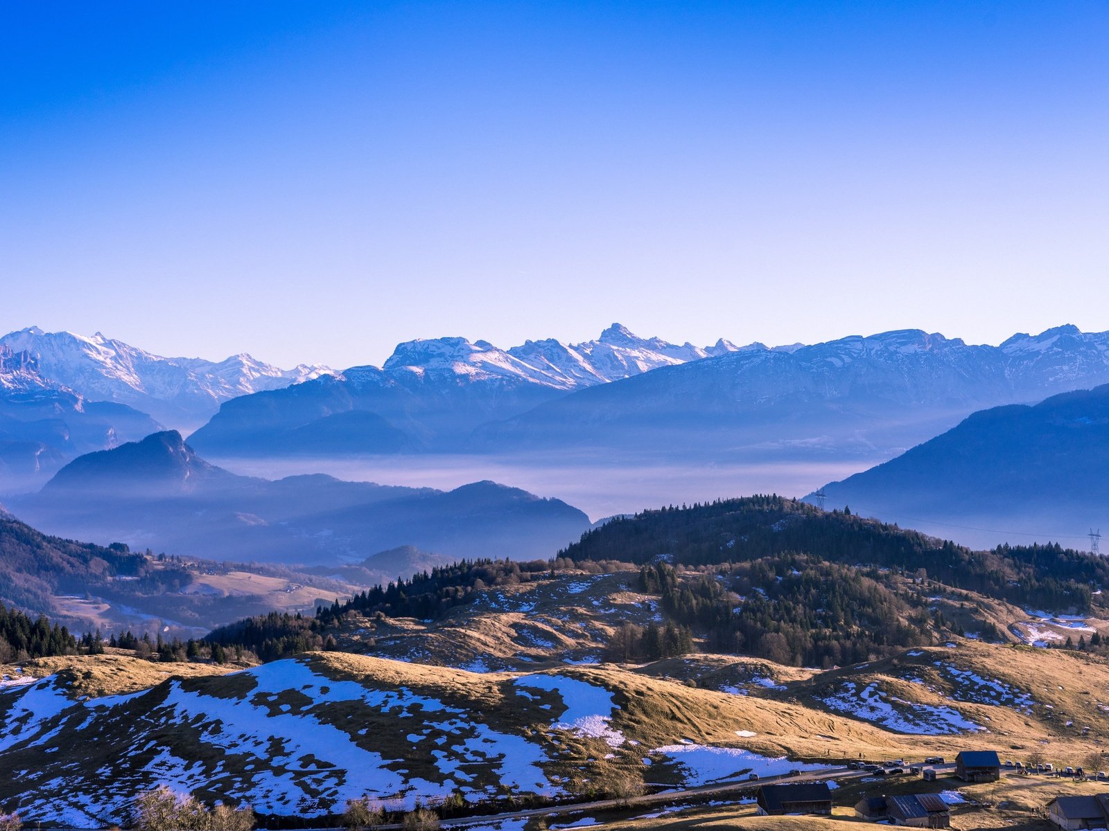 Обои деревья, горы, снег, trees, mountains, snow разрешение 6000x4000 Загрузить