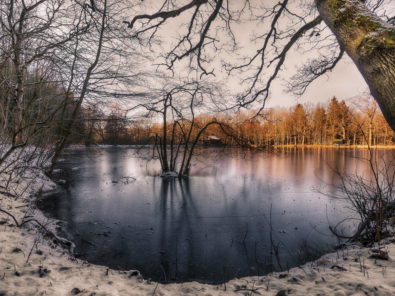 Обои озеро, зима, утро, lake, winter, morning разрешение 2048x1365 Загрузить