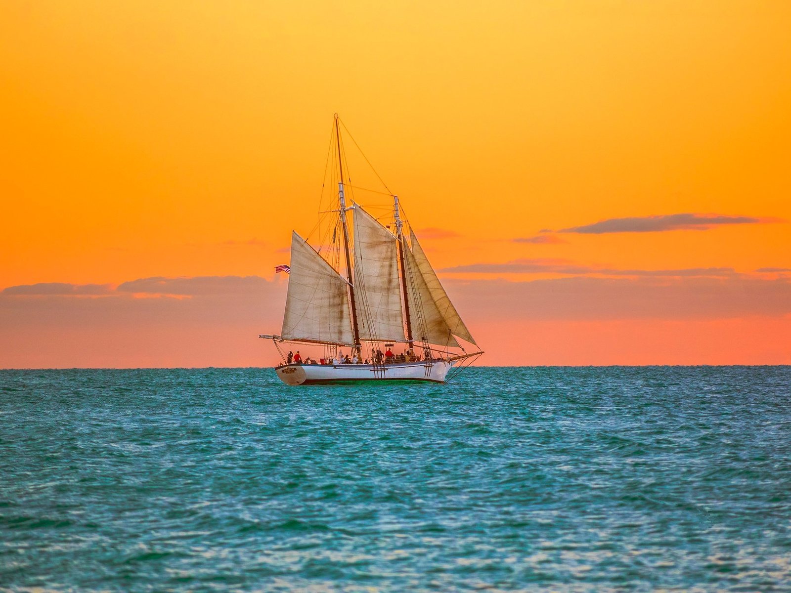 Обои закат, парусник, океан, флорида, атлантический океан, sunset, sailboat, the ocean, fl, the atlantic ocean разрешение 2048x1266 Загрузить