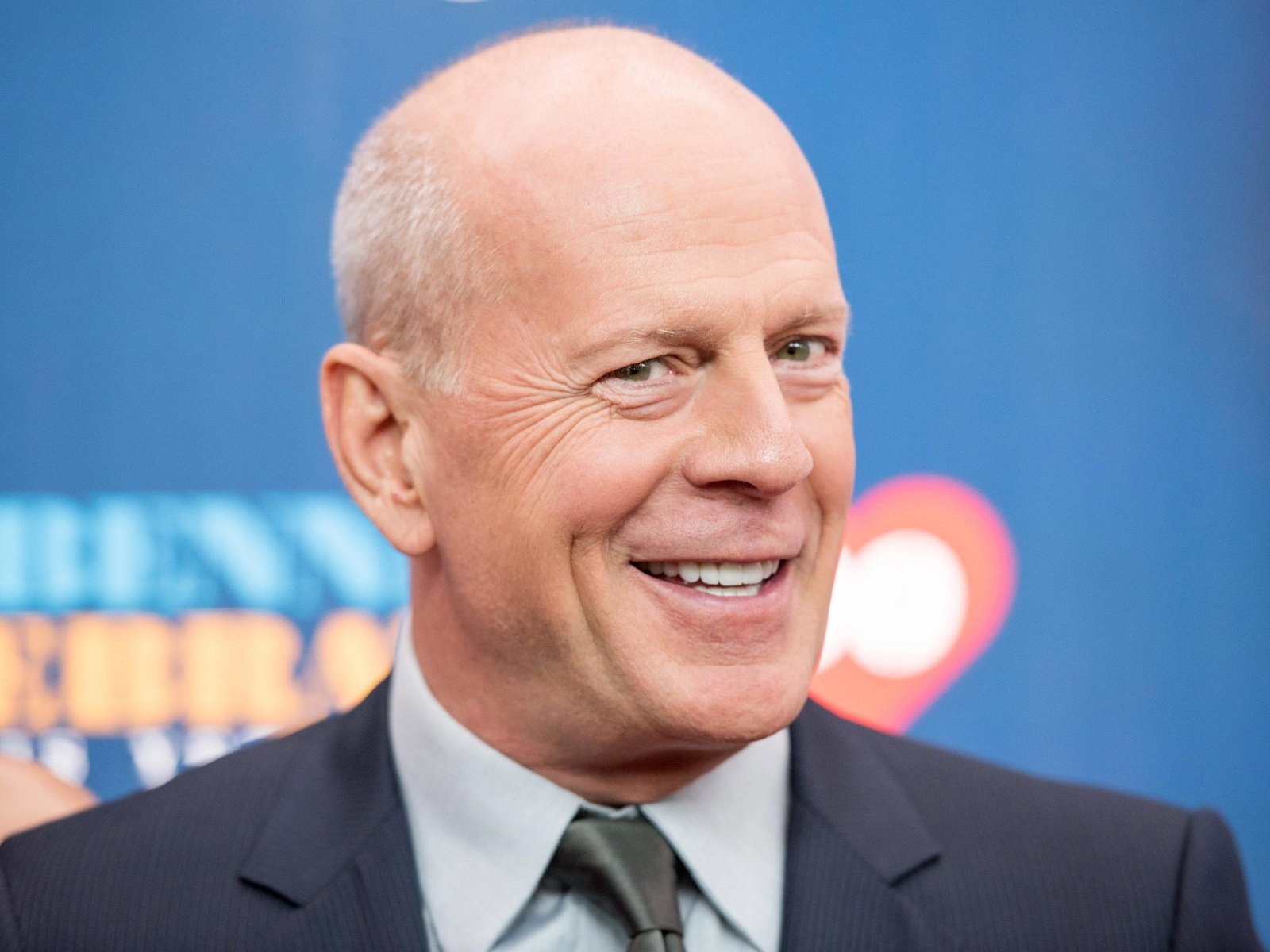 Обои брюс уиллис, bruce willis разрешение 3000x2001 Загрузить