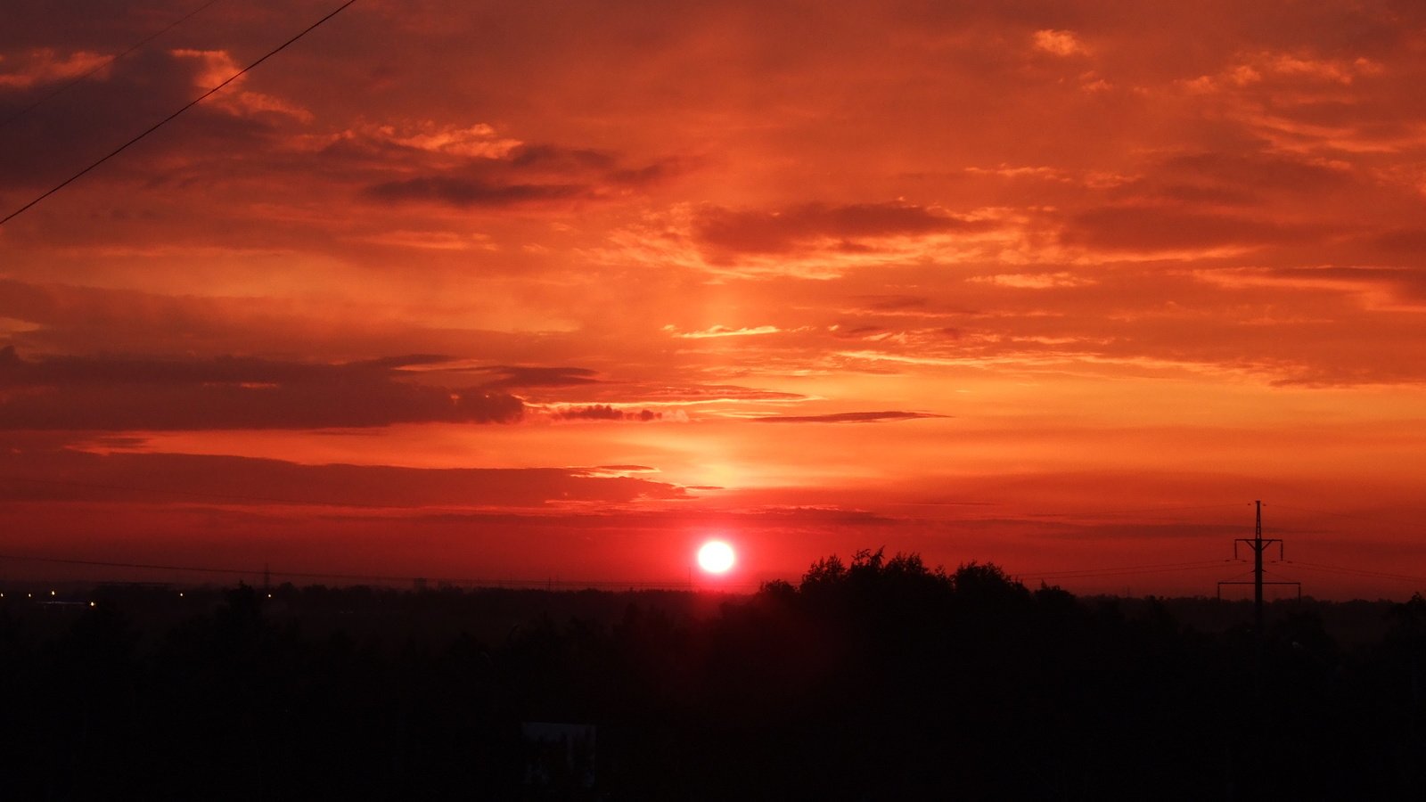 Обои небо, облака, солнце, закат, оранжевое, the sky, clouds, the sun, sunset, orange разрешение 2848x2136 Загрузить