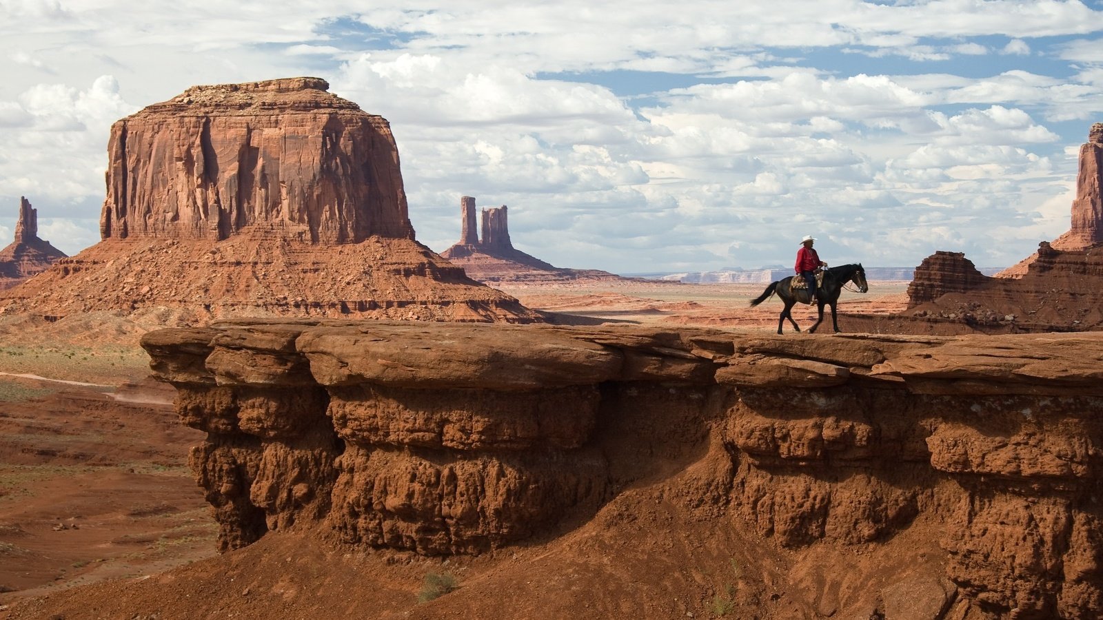 Обои ковбой, горы облака, cowboy, mountains clouds разрешение 2000x1333 Загрузить