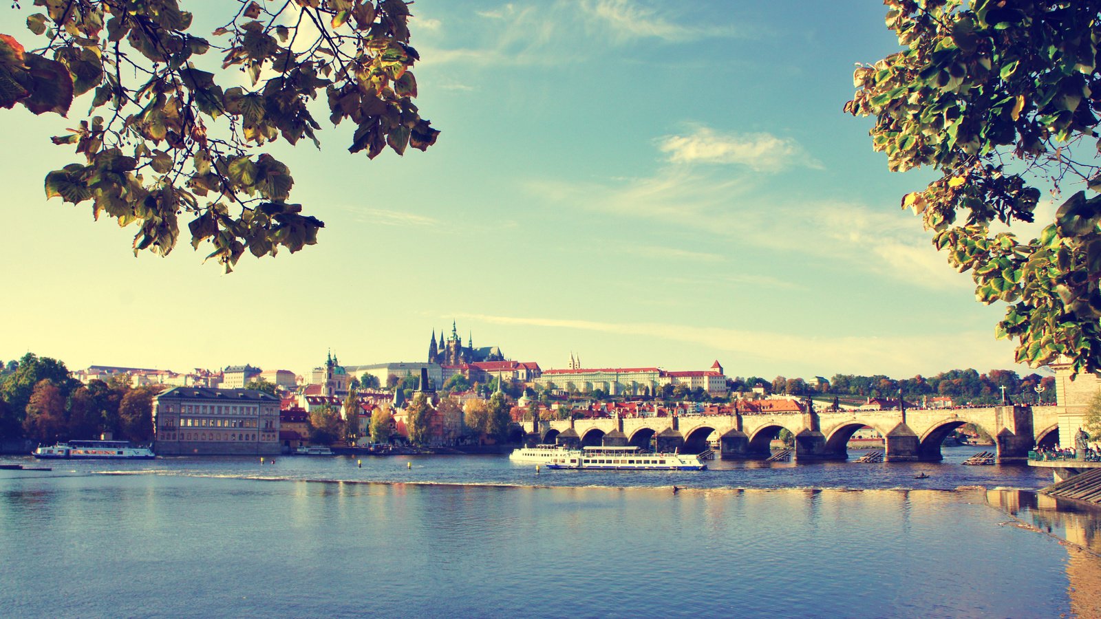 Обои вода, мост, прага, чехия, старый город, water, bridge, prague, czech republic, old town разрешение 4592x3056 Загрузить