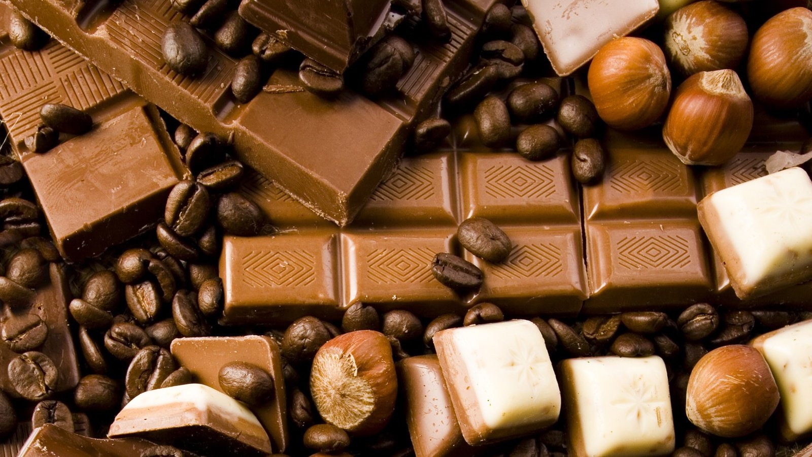 Обои орехи, кофе, шоколад, кофейные зерна, фундук, nuts, coffee, chocolate, coffee beans, hazelnuts разрешение 1920x1200 Загрузить