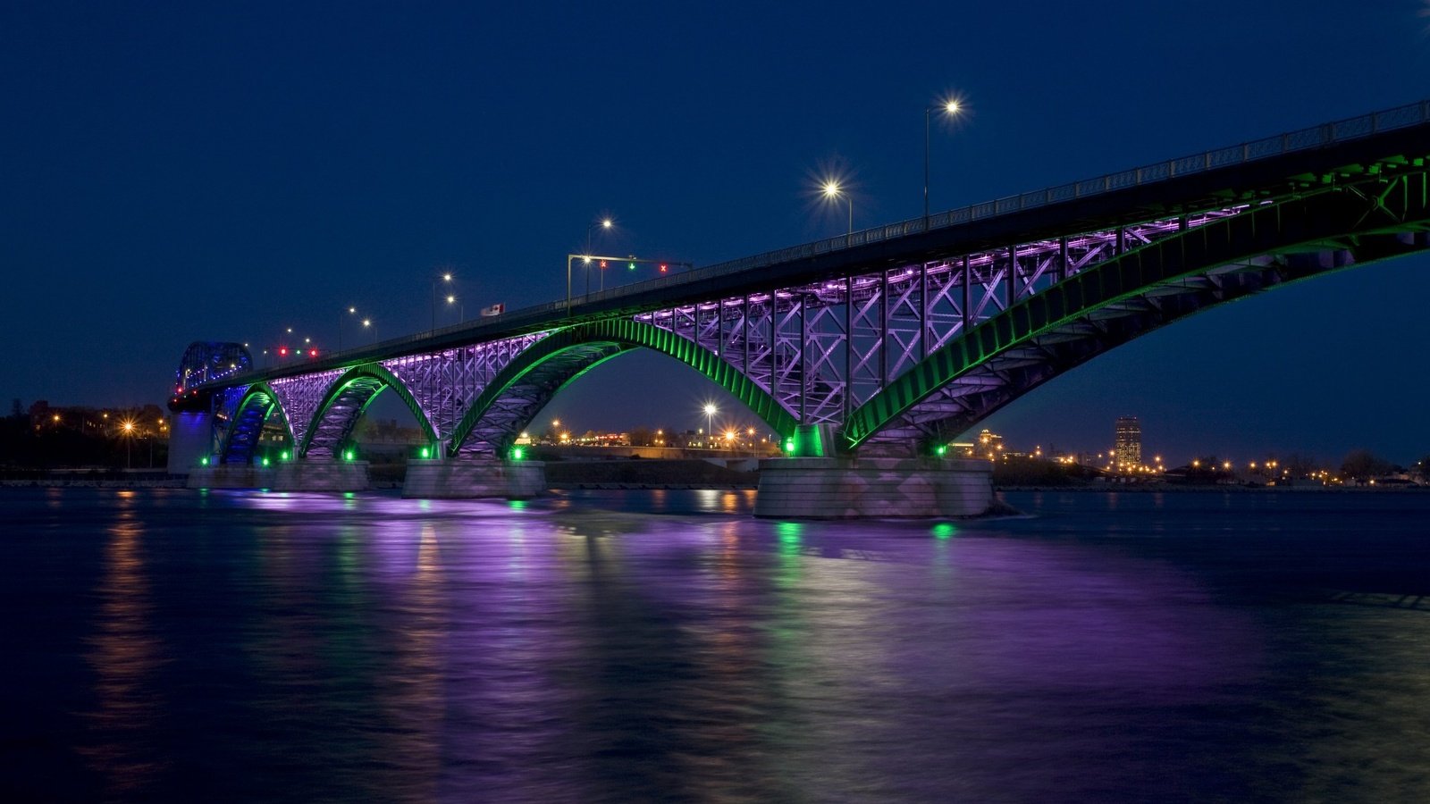 Обои ночь, огни, мост, город, залив, пис-бридж, night, lights, bridge, the city, bay, peace bridge разрешение 1920x1200 Загрузить