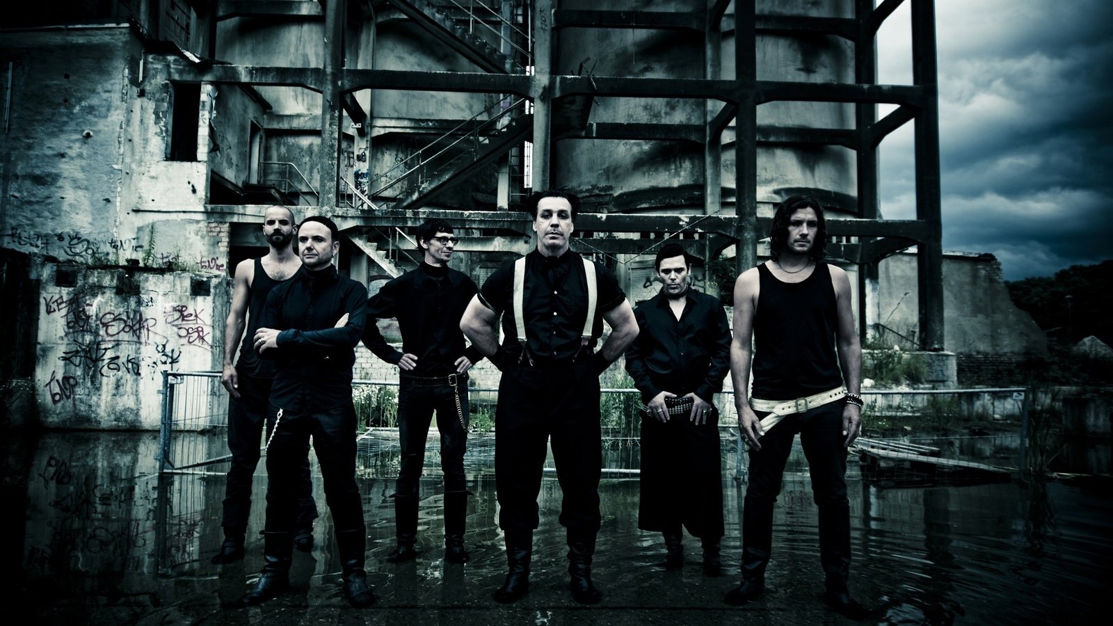 Обои rammstein разрешение 2560x1440 Загрузить