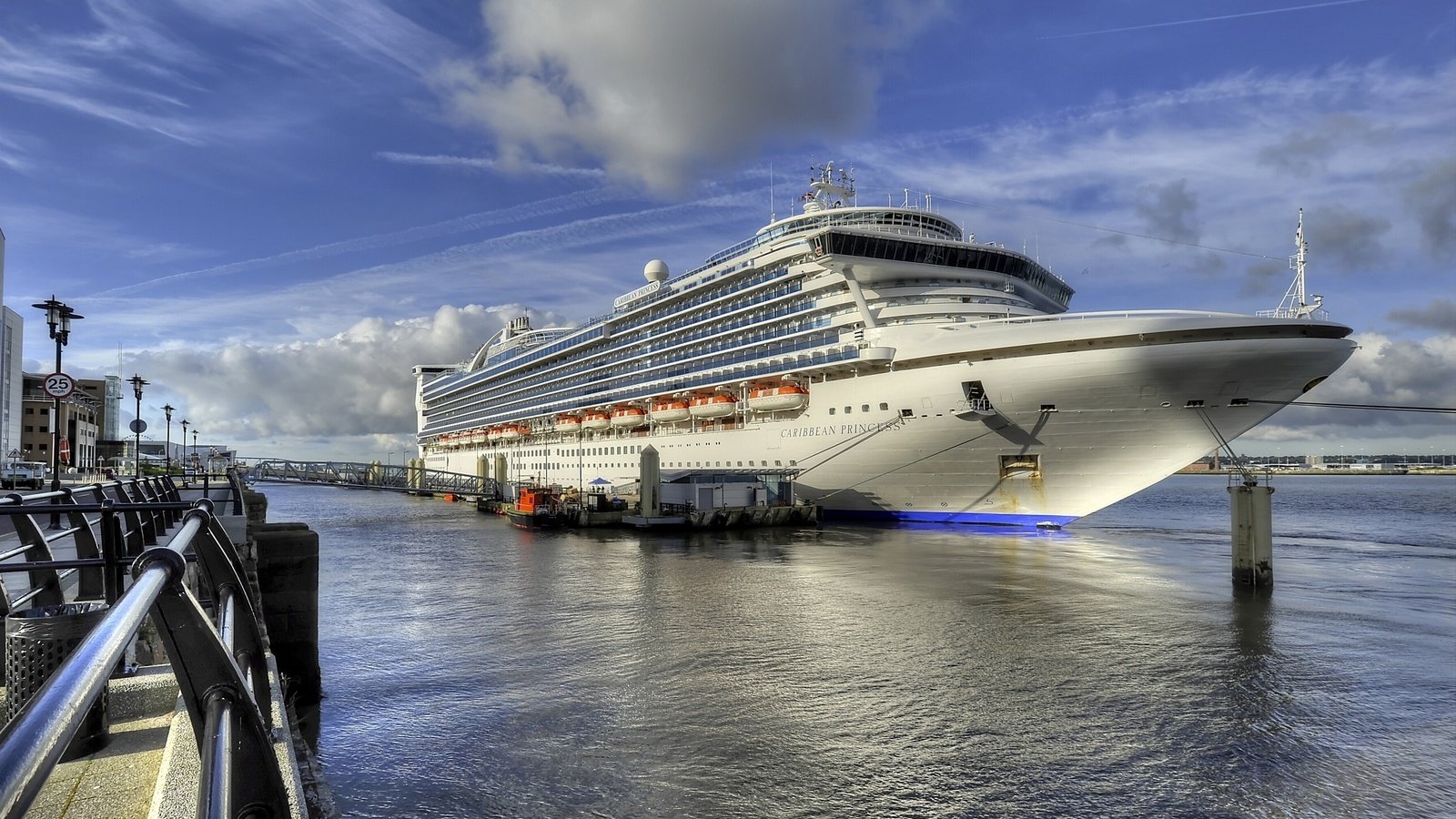 Обои причал, лайнер, caribbean princess, pier, liner разрешение 2560x1600 Загрузить