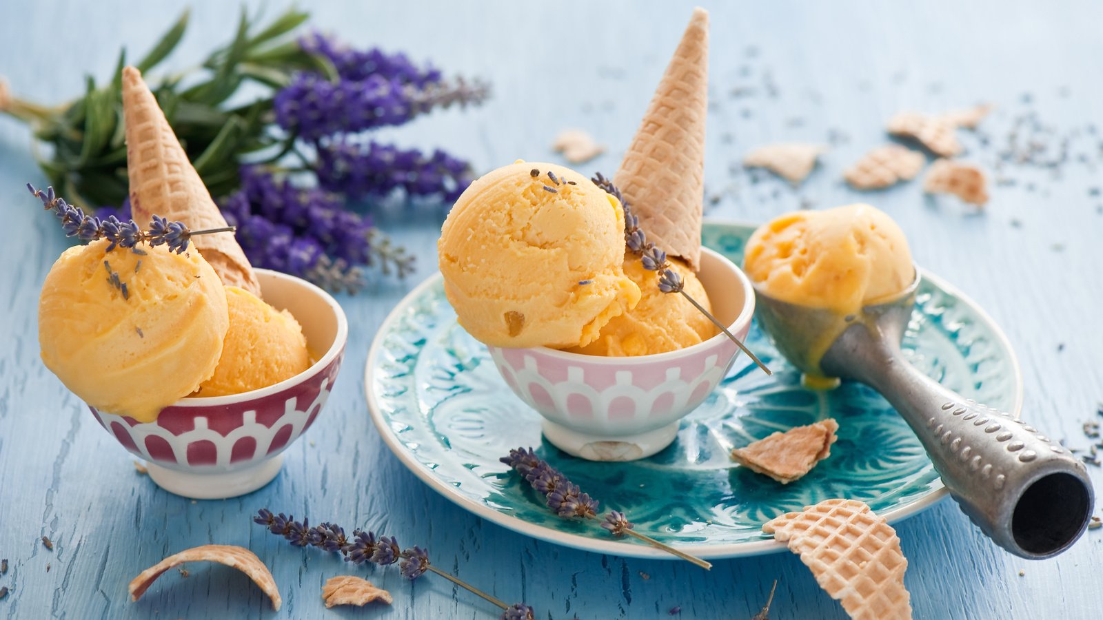 Обои лаванда, мороженое, рожок, пиалы, lavender, ice cream, horn, bowls разрешение 4256x2832 Загрузить