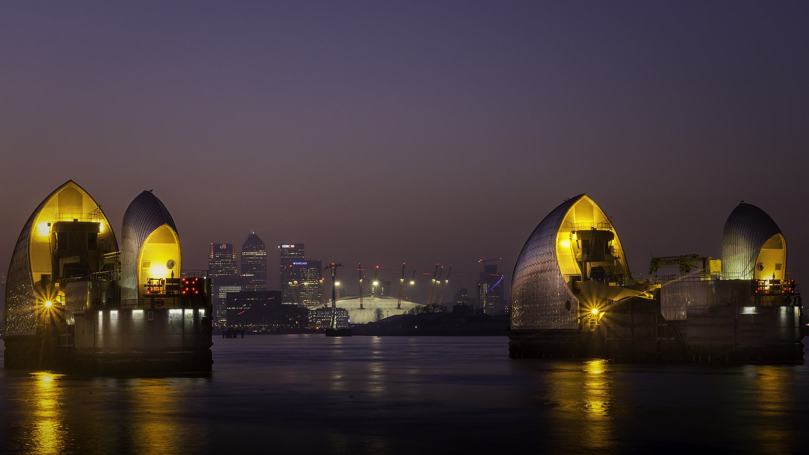 Обои ночь, огни, река, лондон, темза, дома, англия, night, lights, river, london, thames, home, england разрешение 2048x1310 Загрузить