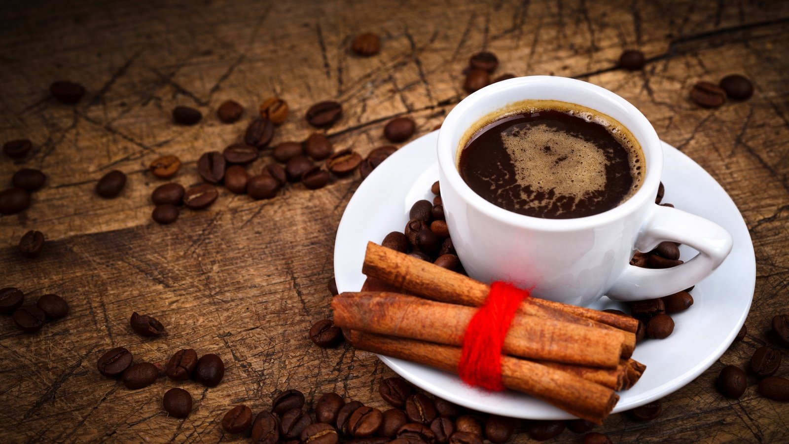 Обои корица, кофе, чашка, кофейные зерна, cinnamon, coffee, cup, coffee beans разрешение 2880x1920 Загрузить