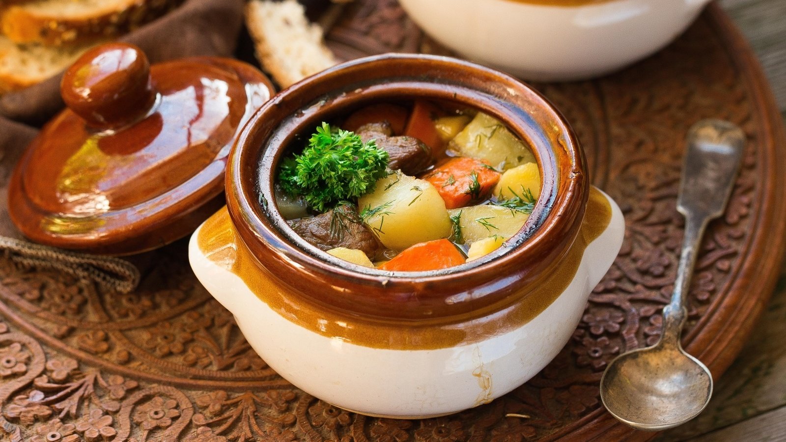 Обои овощи, жаркое, горшочек, vegetables, hot, pot разрешение 1920x1200 Загрузить