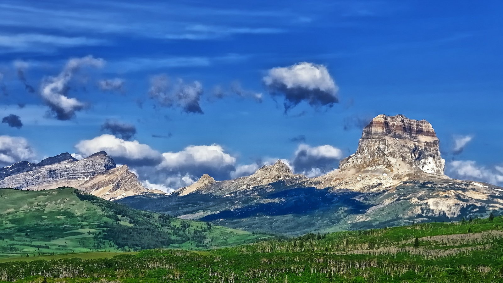 Обои небо, облака, деревья, горы, долина, the sky, clouds, trees, mountains, valley разрешение 2048x1255 Загрузить