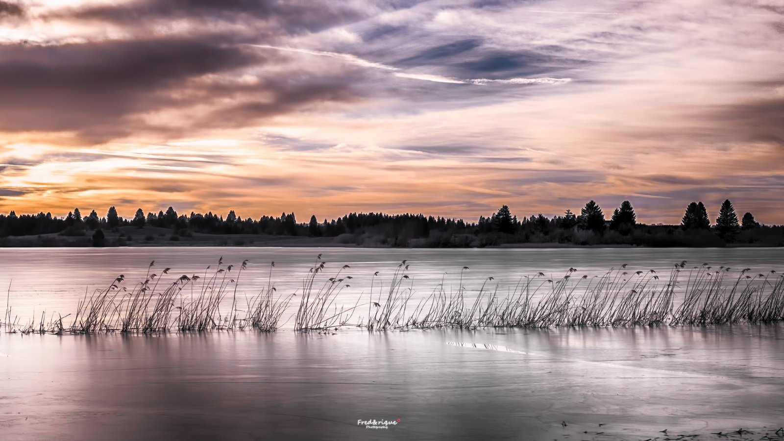 Обои озеро, закат, камыш, lake, sunset, reed разрешение 5472x3080 Загрузить