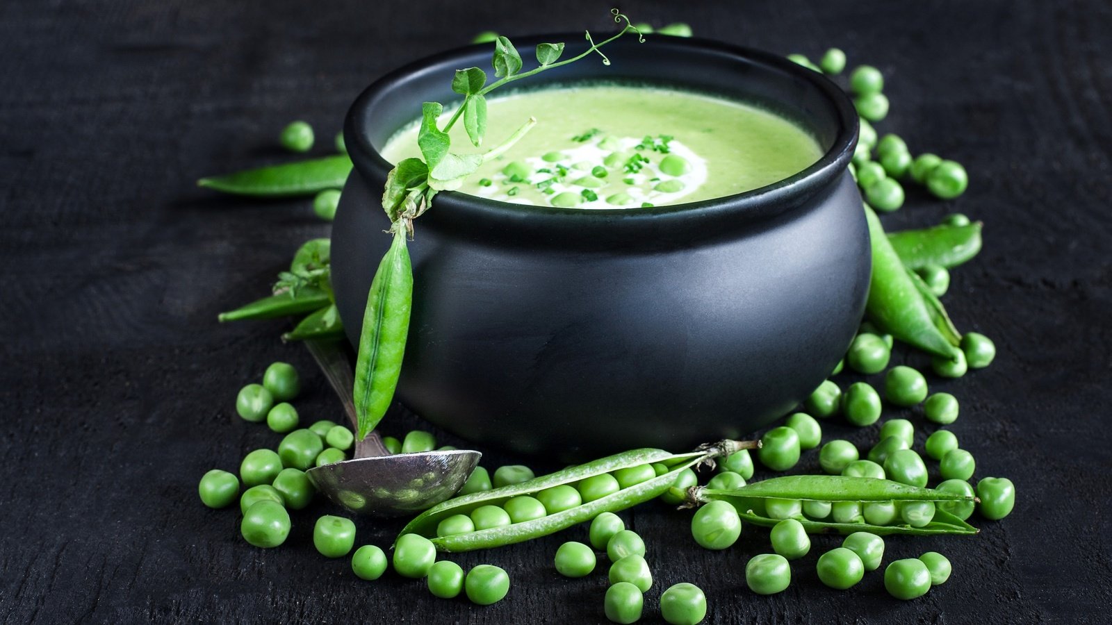 Обои фон, горох, суп, стручки, пюре, background, peas, soup, pods, puree разрешение 2400x1600 Загрузить