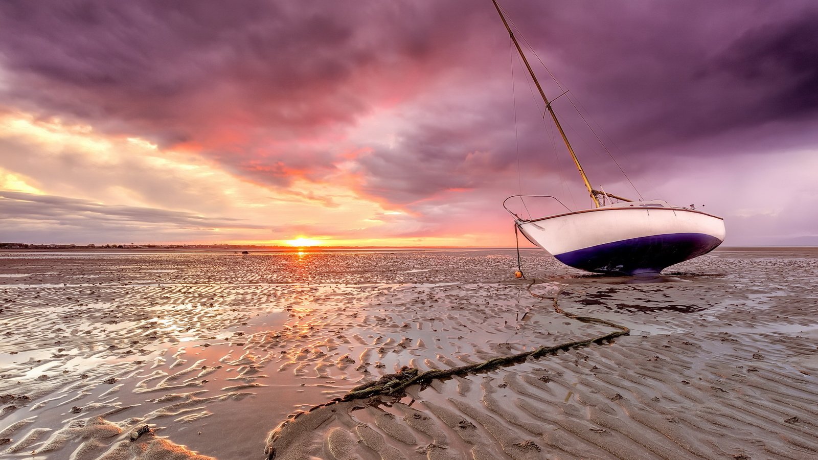 Обои берег, закат, песок, лодка, мель, shore, sunset, sand, boat, stranded разрешение 2047x1287 Загрузить