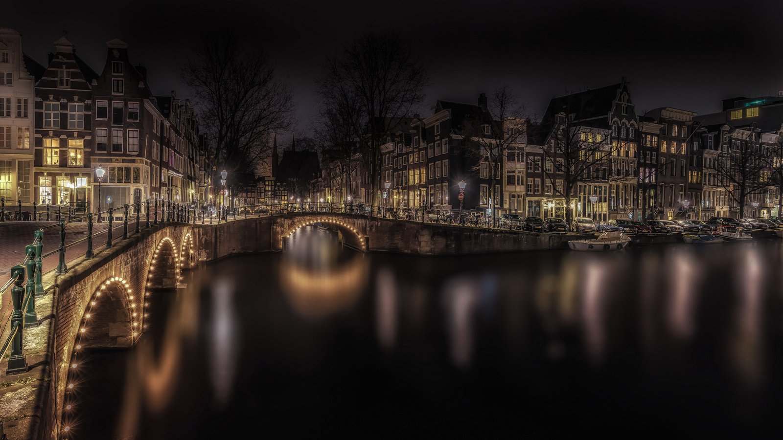 Обои ночь, огни, мост, дома, нидерланды, амстердам, night, lights, bridge, home, netherlands, amsterdam разрешение 2048x1172 Загрузить