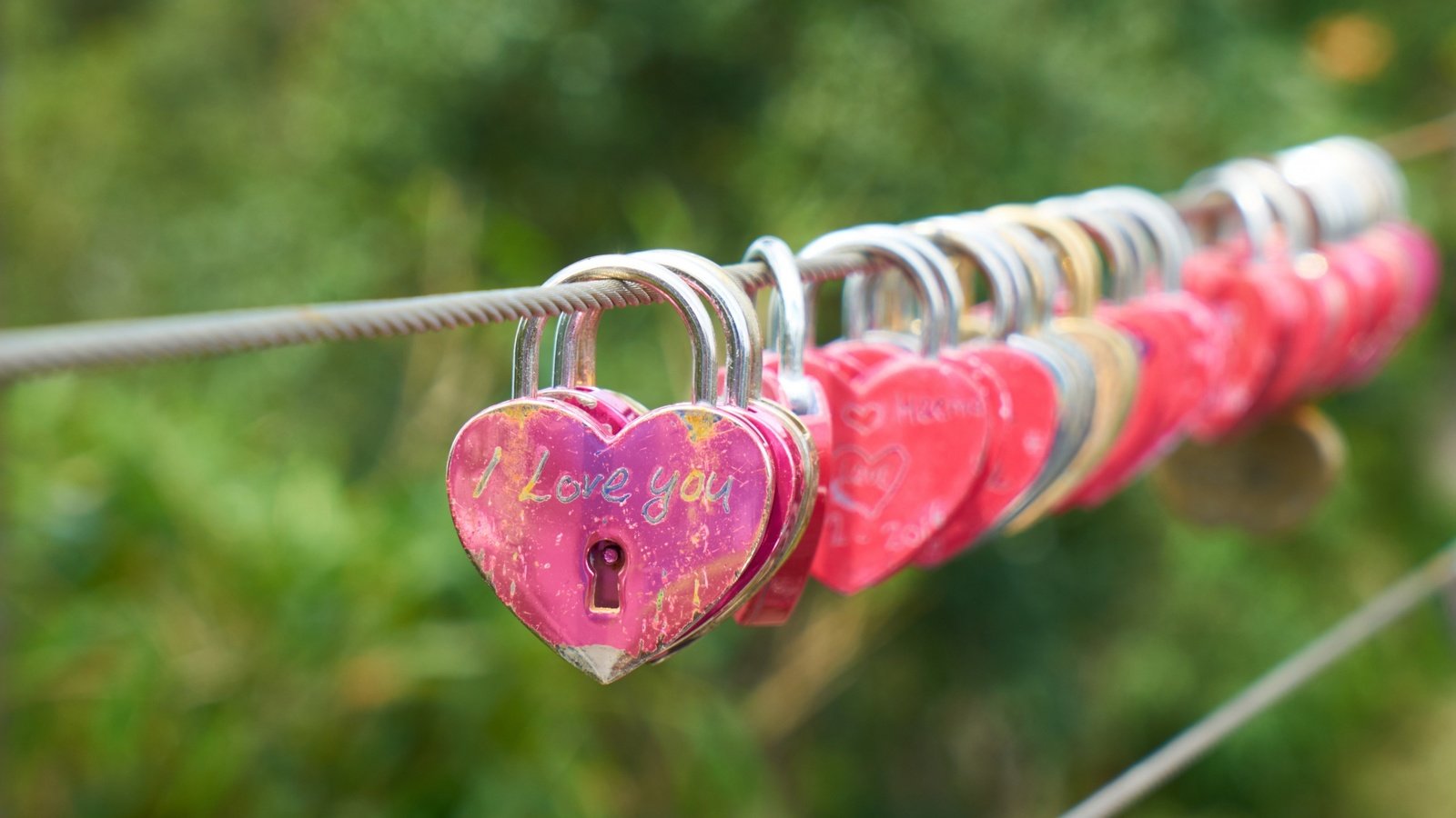 Обои замок, сердце, любовь, романтика, сердечки, романтик, lock, castle, heart, love, romance, hearts, romantic разрешение 2560x1600 Загрузить