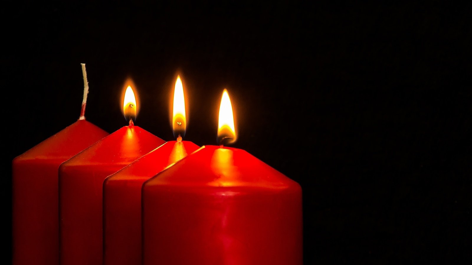 Обои свечи, пламя, огонь, черный фон, свечки, candles, flame, fire, black background, candle разрешение 4758x3013 Загрузить