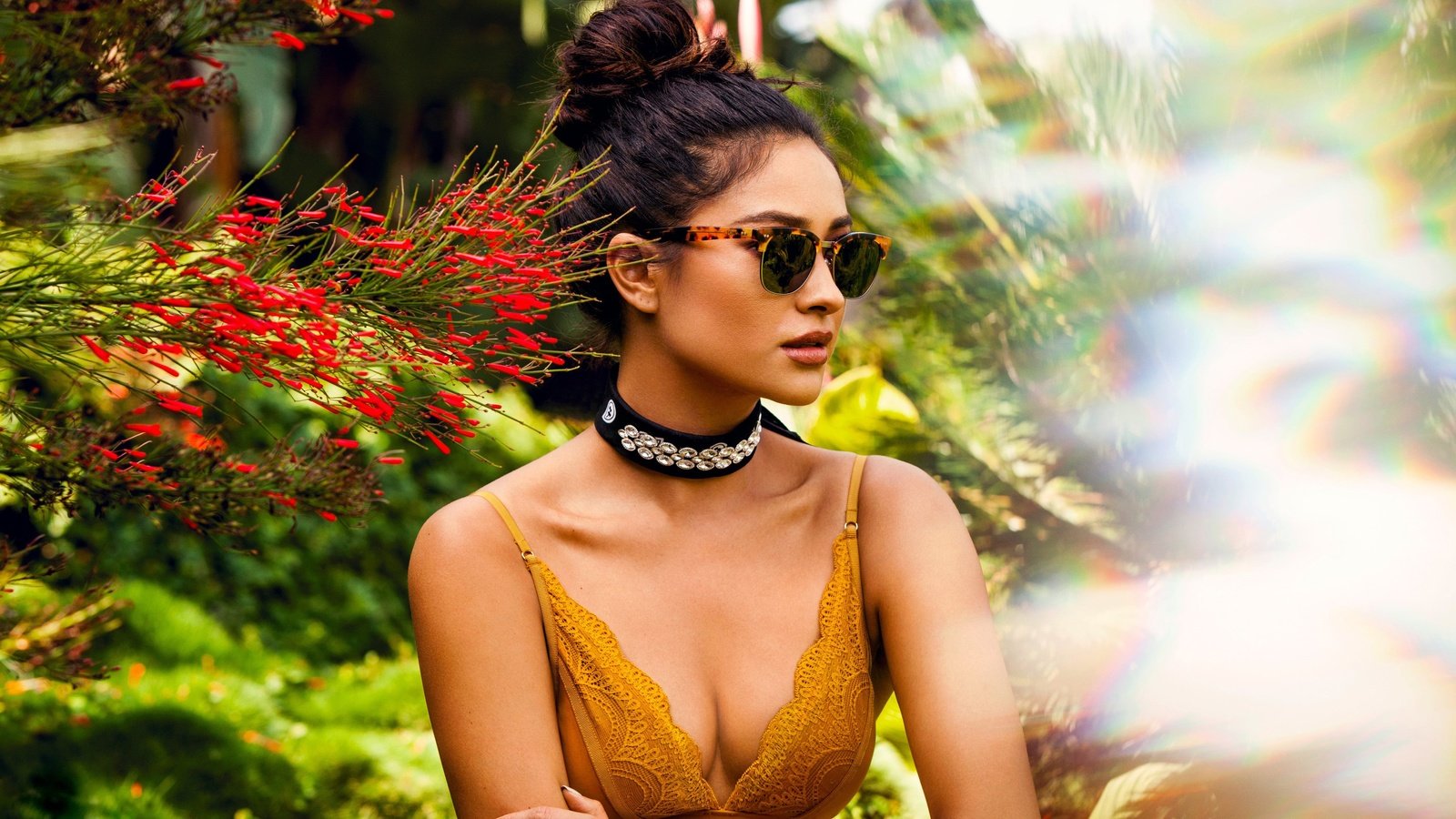 Обои девушка, очки, модель, актриса, канадская, шей митчелл, girl, glasses, model, actress, canadian, shay mitchell разрешение 3840x2560 Загрузить