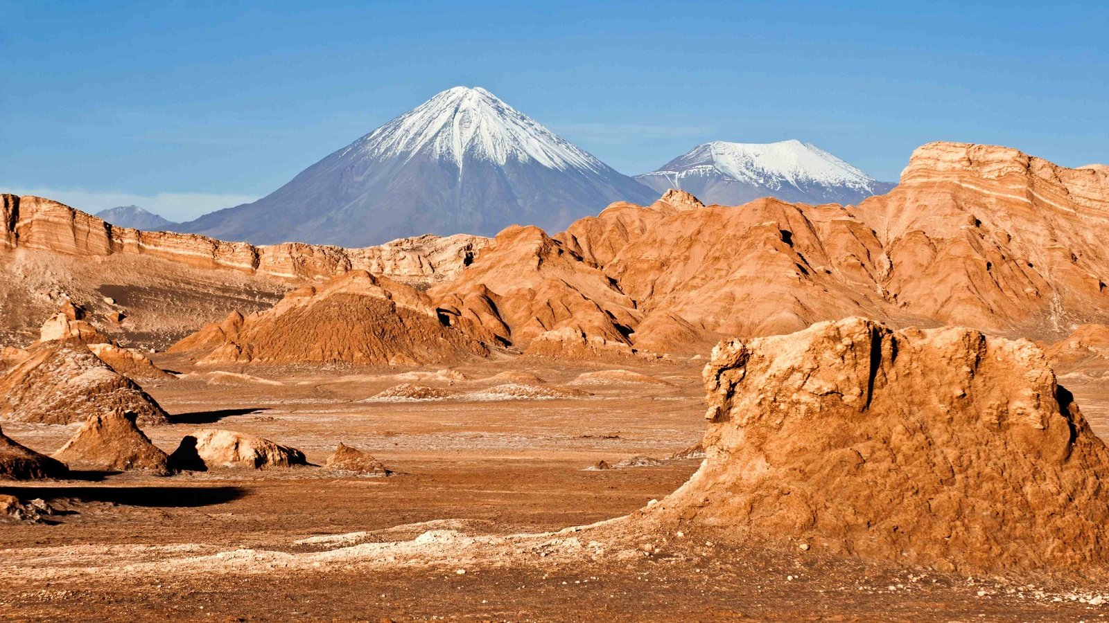 Обои пустыня, вулкан, вершина, чили, атакама, долина луны, xura, desert, the volcano, top, chile, atacama, valley of the moon разрешение 4256x2832 Загрузить