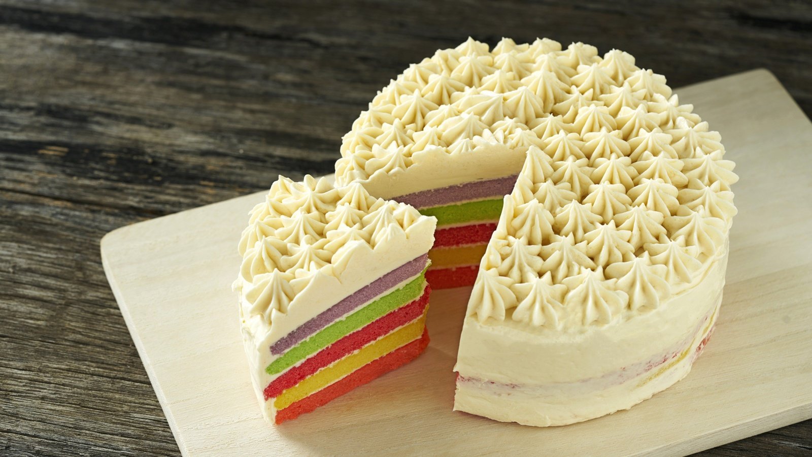 Обои разноцветные, сладкое, торт, десерт, слои, крем, деревянная поверхность, colorful, sweet, cake, dessert, layers, cream, wooden surface разрешение 2560x1707 Загрузить