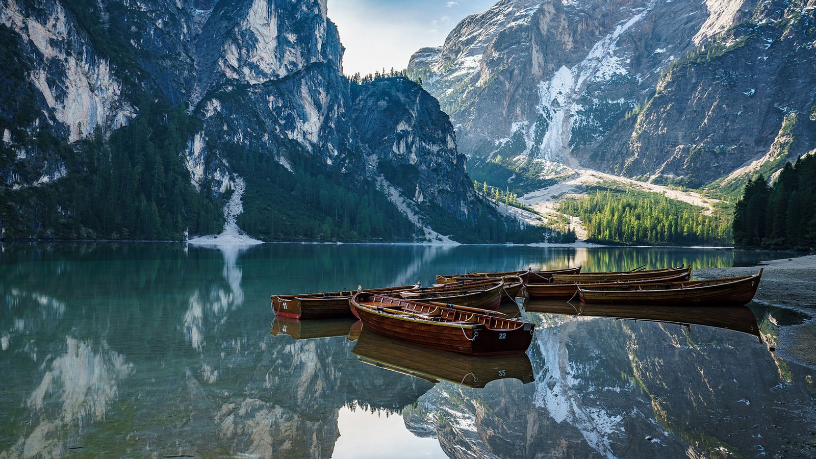 Обои озеро, achim thomae, горы, природа, пейзаж, лодки, лодка, италия, доломитовые альпы, lake, mountains, nature, landscape, boats, boat, italy, the dolomites разрешение 1920x1200 Загрузить