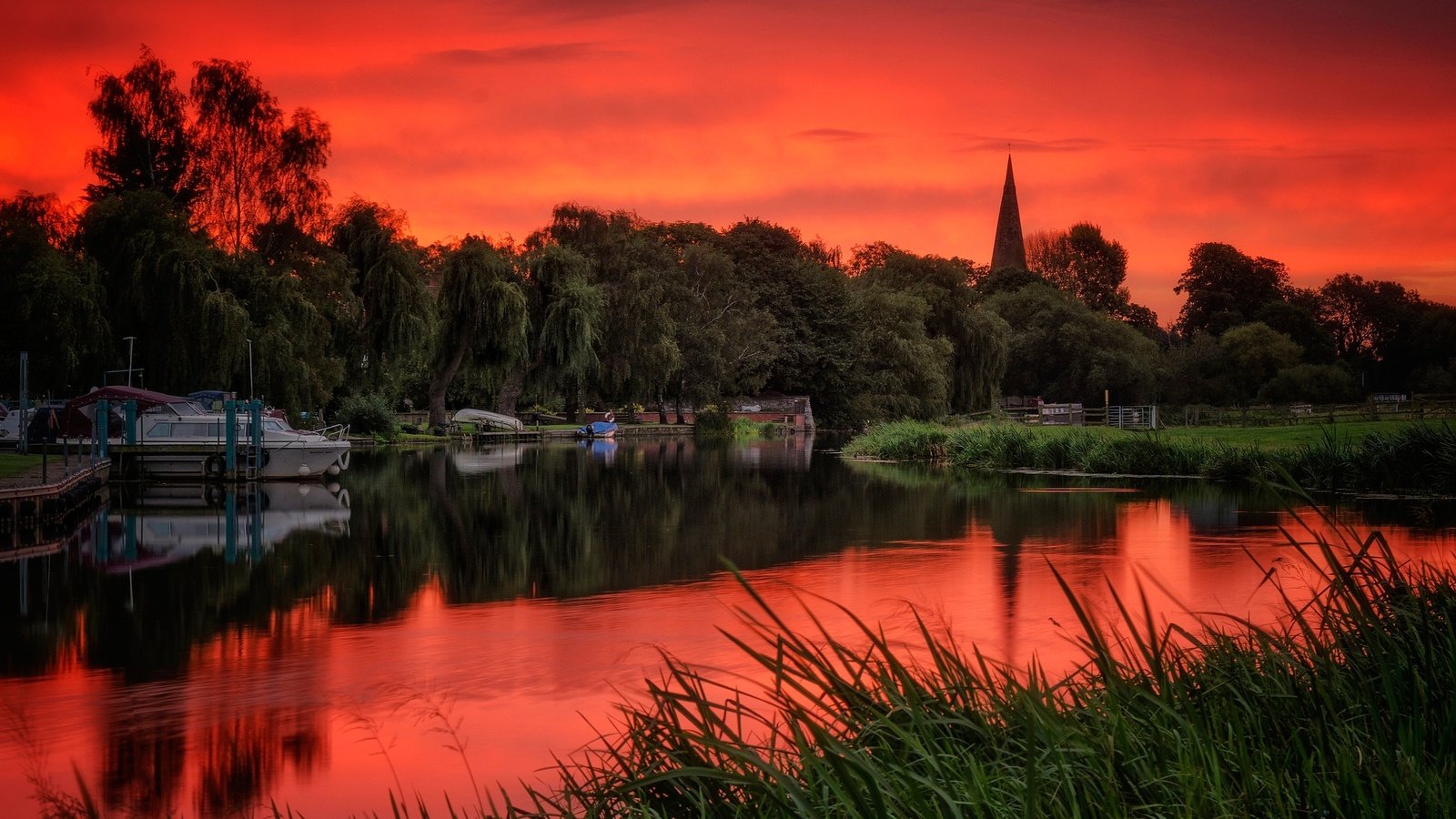 Обои деревья, река, англия, зарево, ноттингемшир, trees, river, england, glow, nottinghamshire разрешение 2048x1341 Загрузить