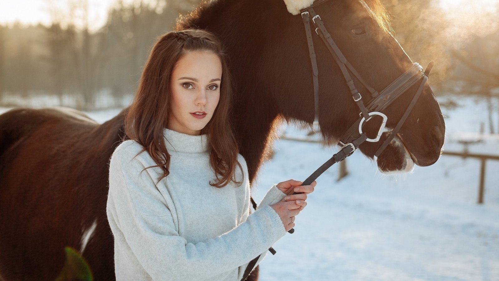 Обои лошадь, зима, девушка, брюнетка, фотосессия, horse, winter, girl, brunette, photoshoot разрешение 2048x1365 Загрузить