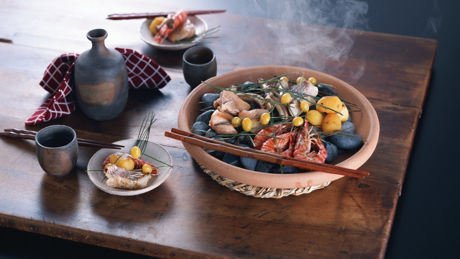Обои овощи, посуда, морепродукты, креветки, vegetables, dishes, seafood, shrimp разрешение 2560x1600 Загрузить