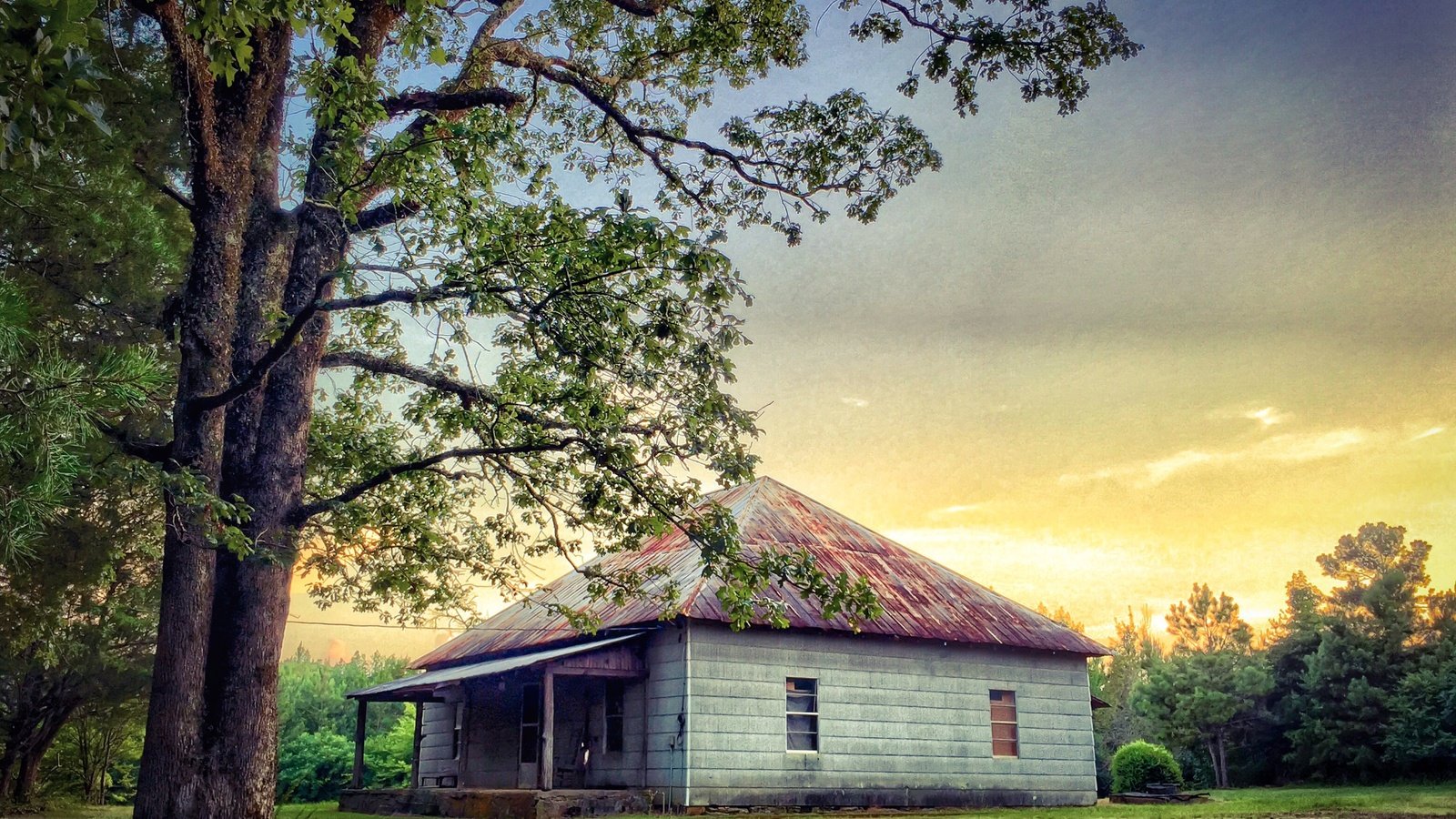 Обои небо, трава, деревья, пейзаж, дом, крыша, the sky, grass, trees, landscape, house, roof разрешение 3130x2343 Загрузить