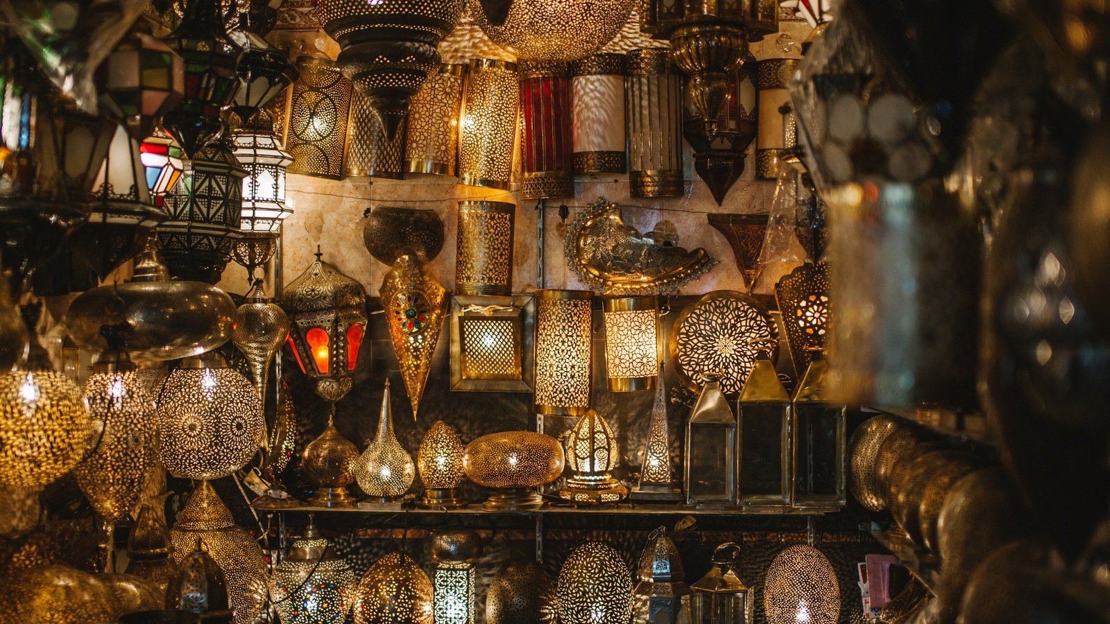 Обои ночь, рынок, город, лампы, светильники, марокко, базар, night, market, the city, lamp, lamps, morocco, bazaar разрешение 4256x2832 Загрузить