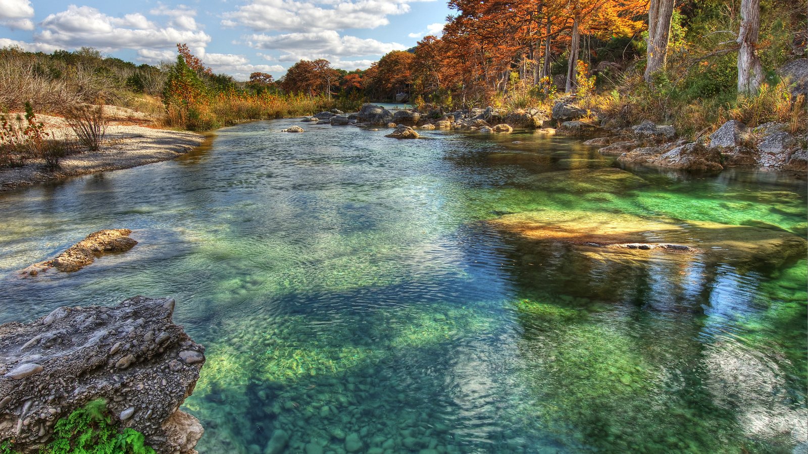 Обои деревья, камни, осень, сша, реки, техас, trees, stones, autumn, usa, river, texas разрешение 2560x1600 Загрузить