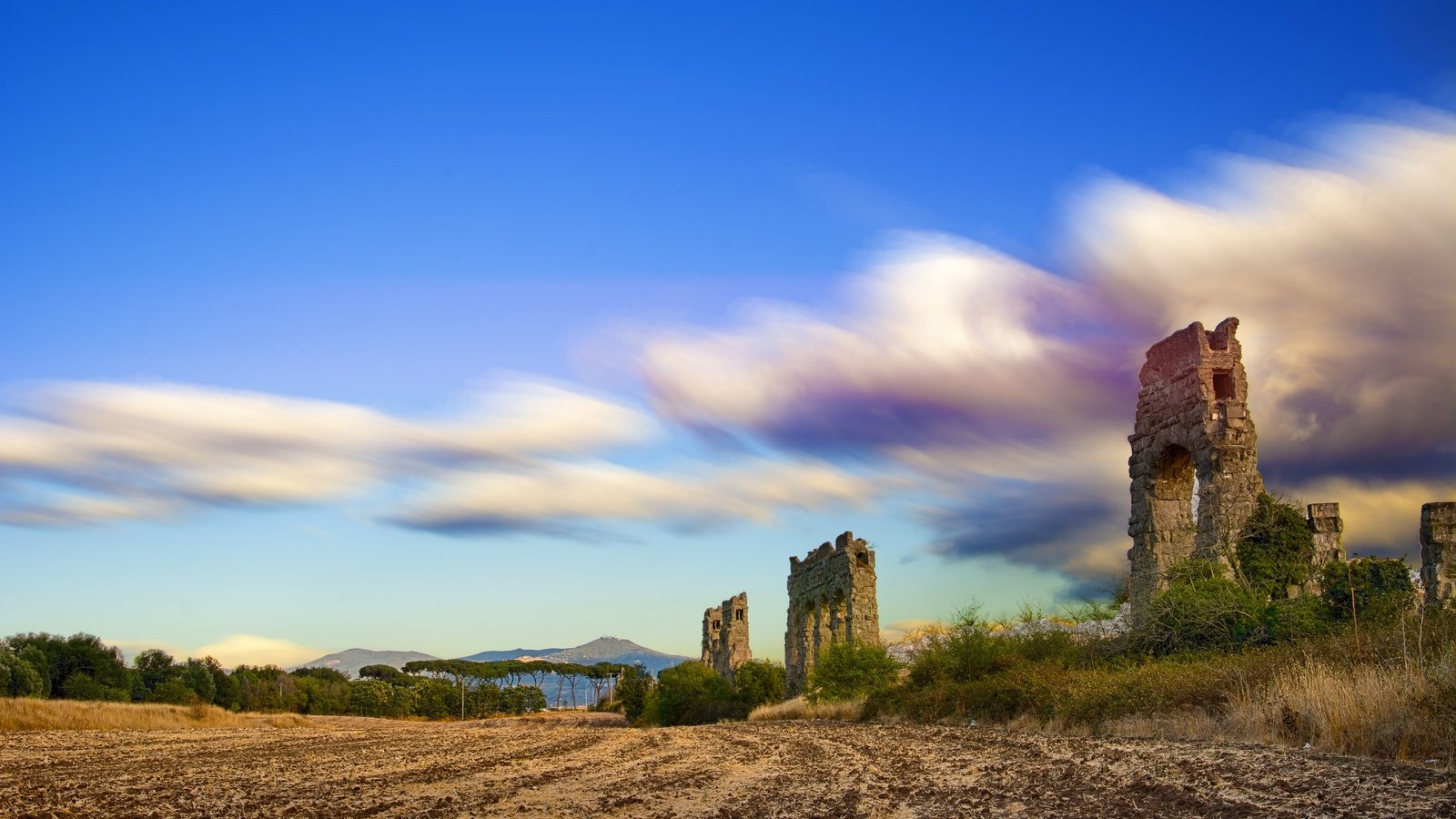 Обои небо, облака, руины, италия, рим, лацио, аква клавдия, the sky, clouds, ruins, italy, rome, lazio, aqua claudia разрешение 2048x1365 Загрузить