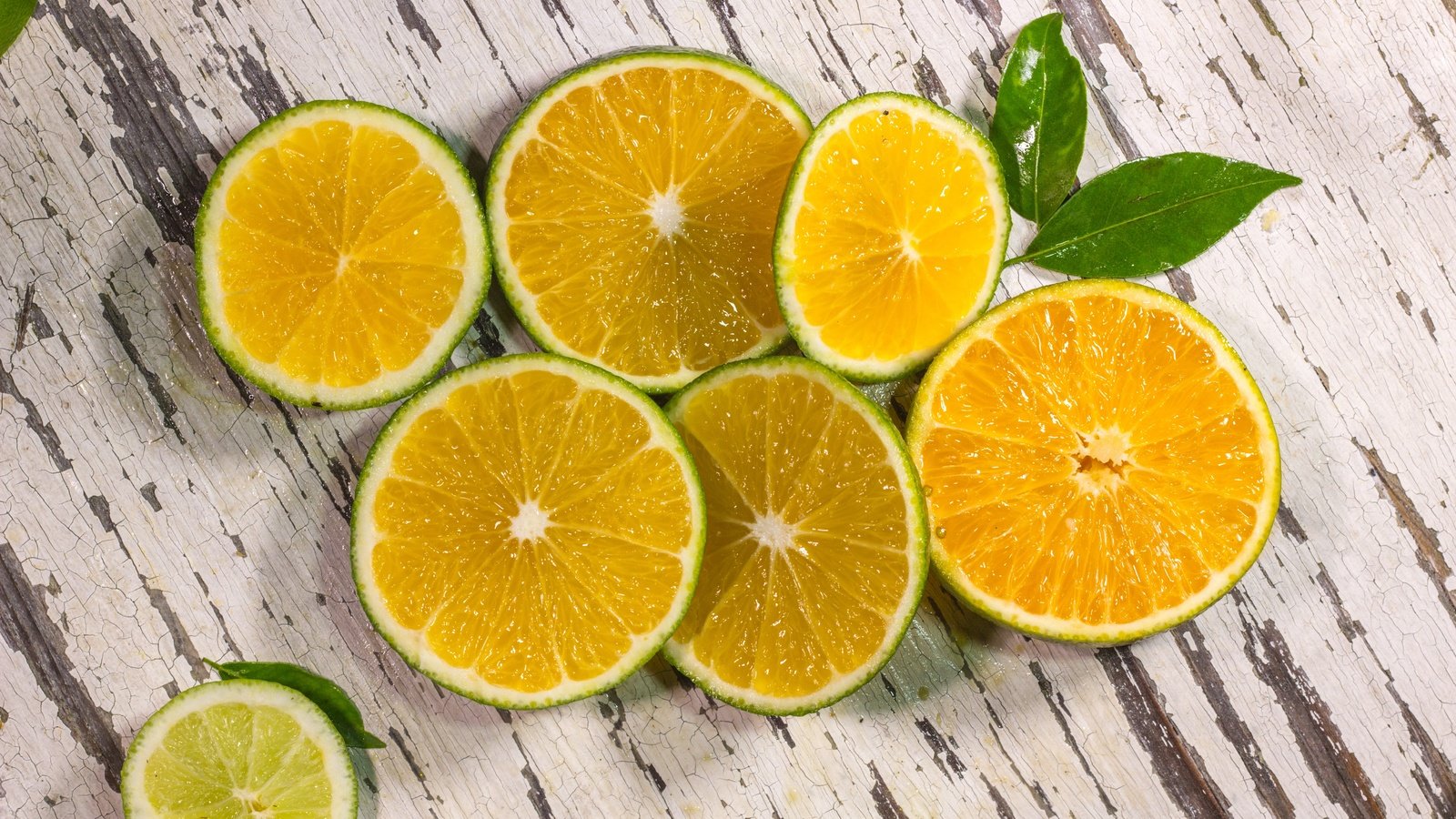 Обои апельсин, лайм, цитрус, дерева, orange, lime, citrus, wood разрешение 5184x3456 Загрузить