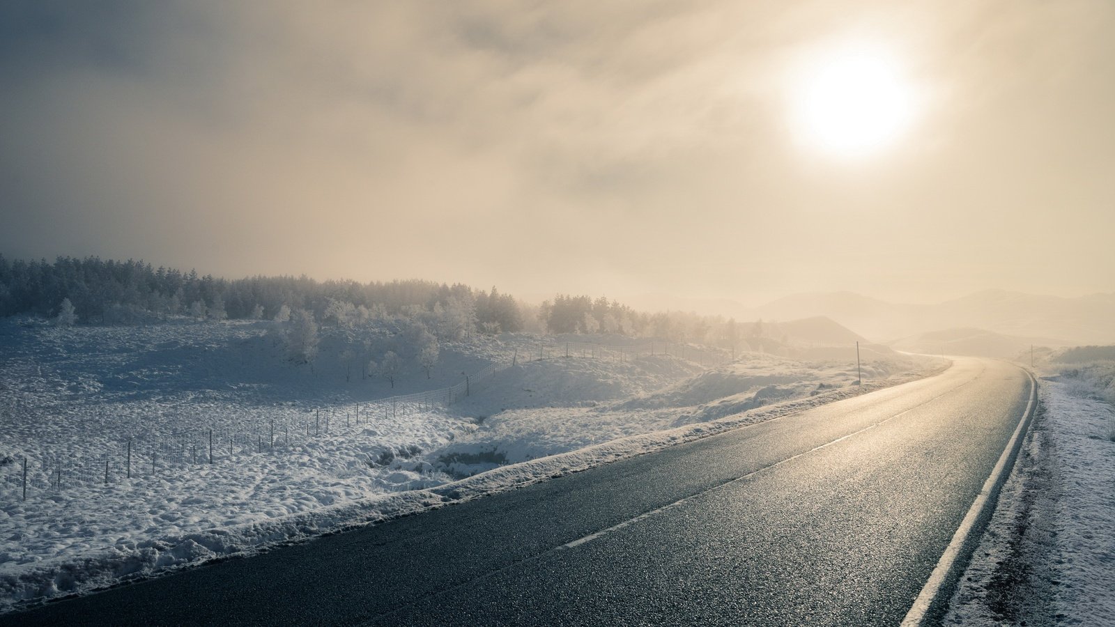 Обои дорога, зима, утро, туман, road, winter, morning, fog разрешение 2048x1367 Загрузить