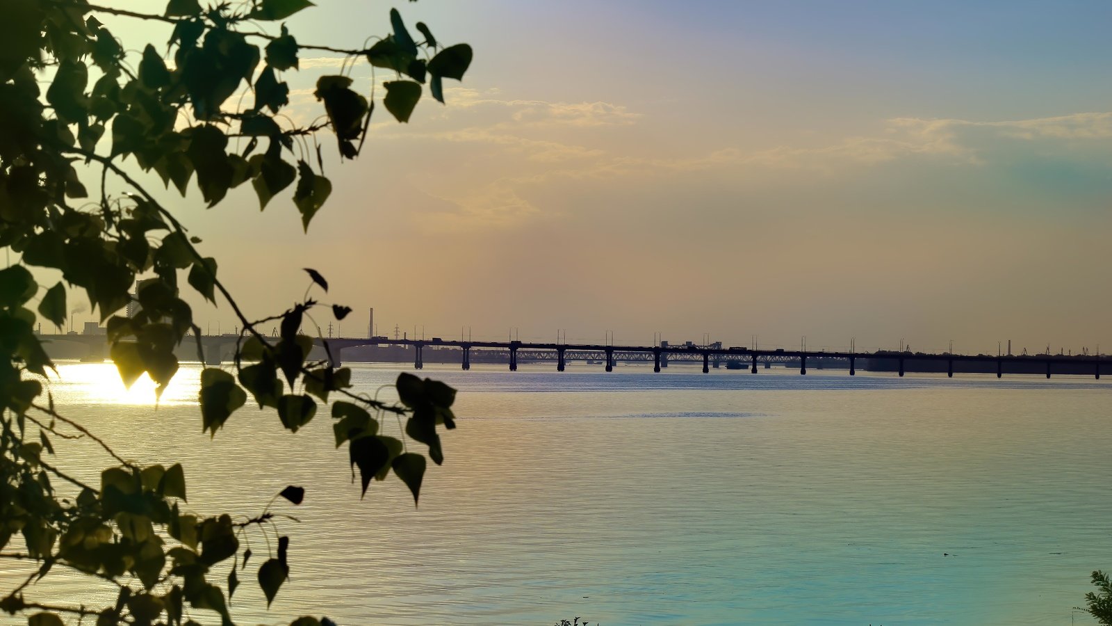 Обои небо, море, горизонт, мост, залив, балтийское море, the sky, sea, horizon, bridge, bay, the baltic sea разрешение 5184x3456 Загрузить