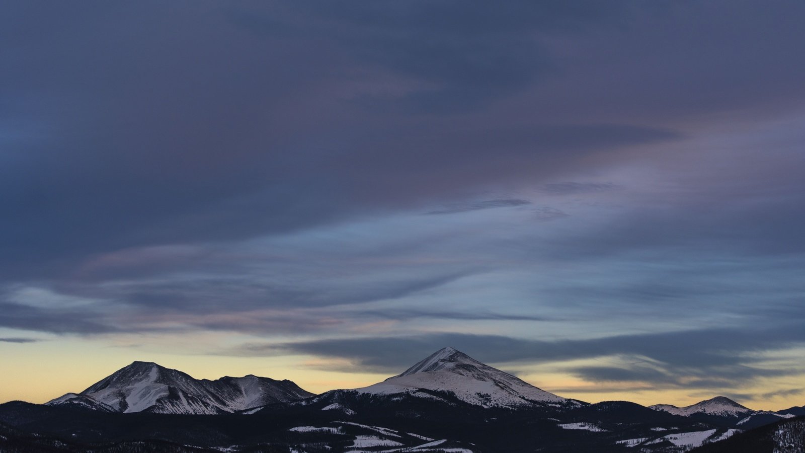 Обои небо, облака, деревья, горы, снег, природа, лес, зима, the sky, clouds, trees, mountains, snow, nature, forest, winter разрешение 6016x4016 Загрузить