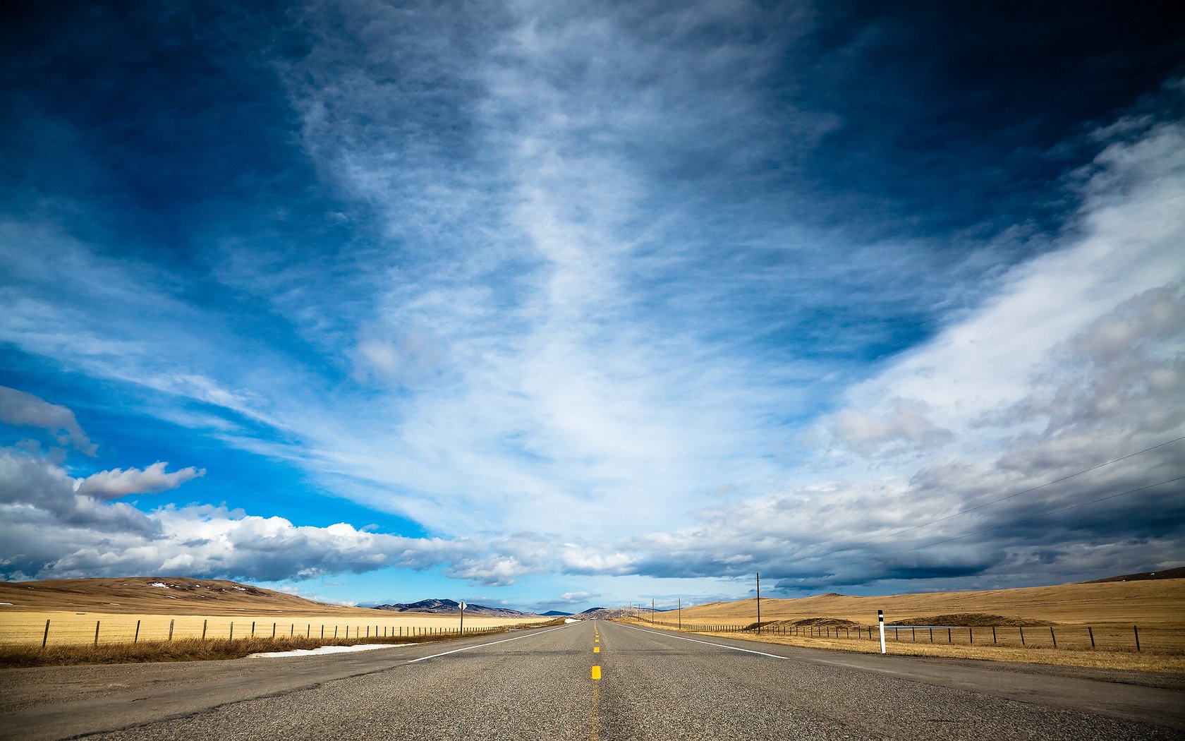 Обои дорога, канада, неба, британская колумбия, road, canada, sky, british columbia разрешение 2560x1600 Загрузить