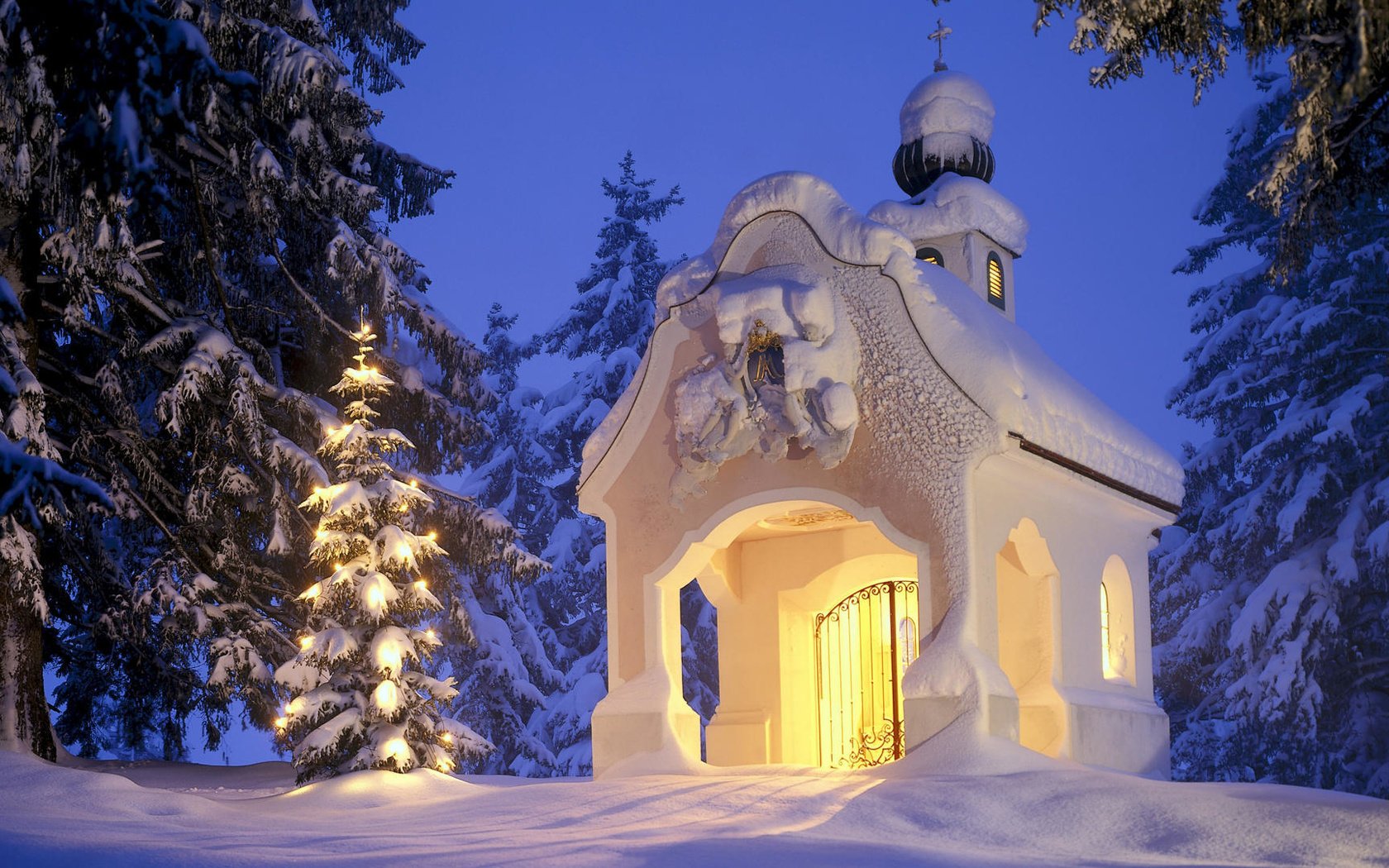 Обои снег, елка, зима, рождество, часовня, snow, tree, winter, christmas, chapel разрешение 1920x1080 Загрузить