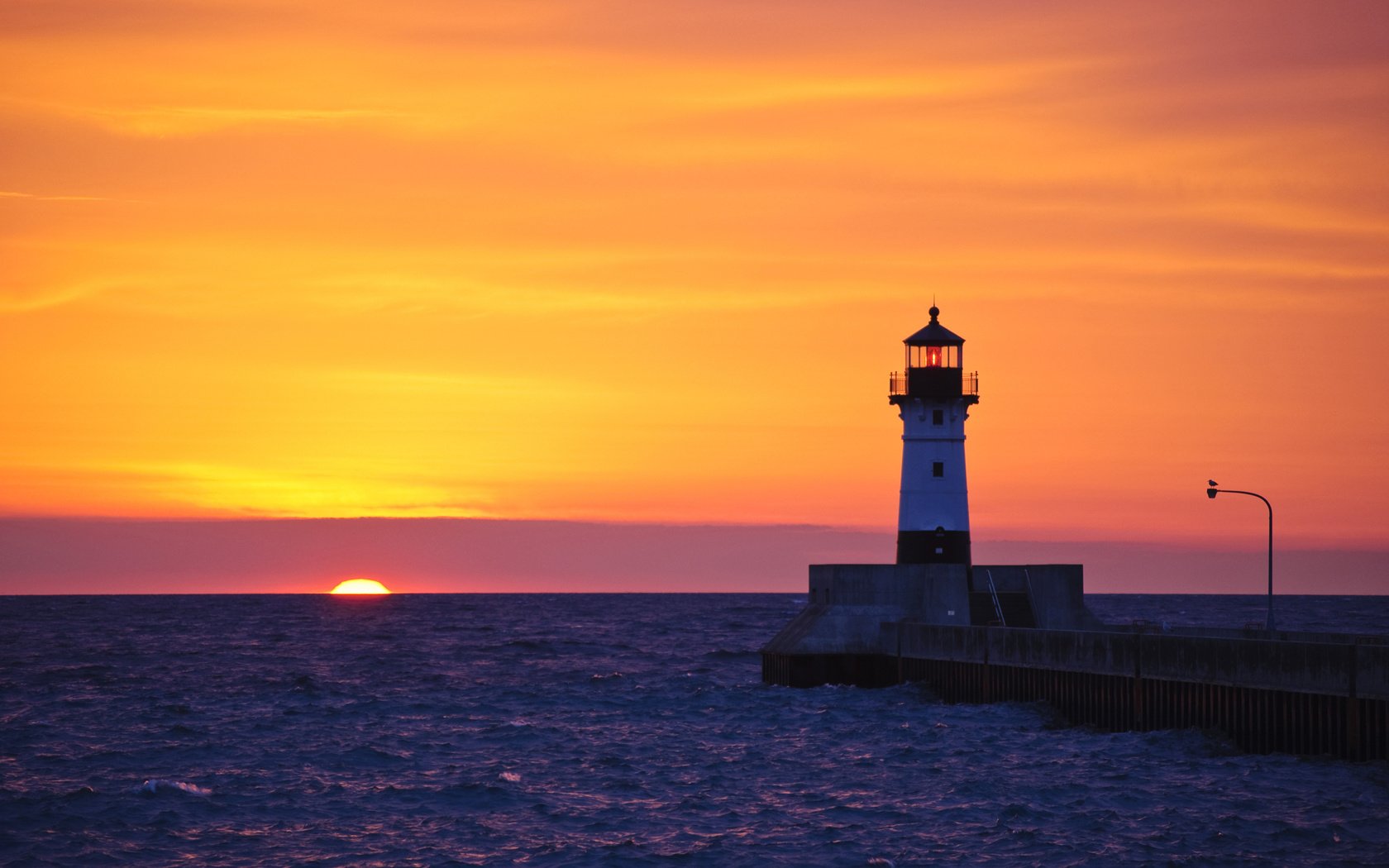 Обои закат, море, маяк, sunset, sea, lighthouse разрешение 2560x1600 Загрузить