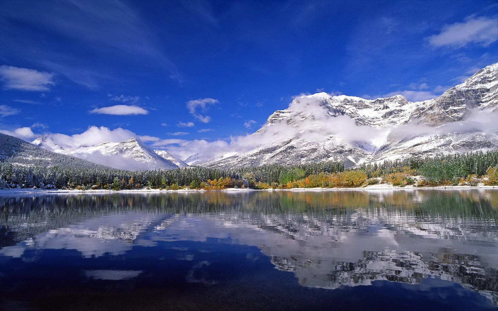 Обои горы, снег, вершины, горное озеро, mountains, snow, tops, mountain lake разрешение 1920x1200 Загрузить