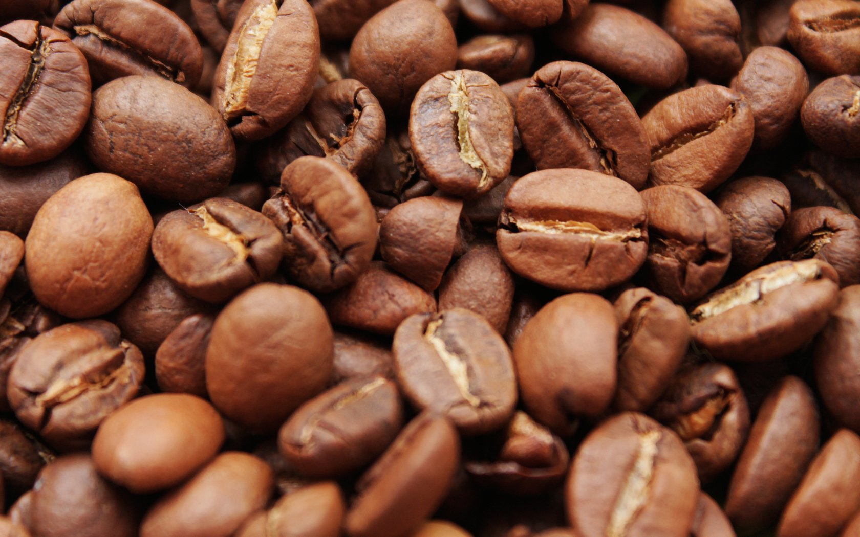 Обои кофе, кофейные зерна, крупным планом, coffee, coffee beans, closeup разрешение 2560x1600 Загрузить