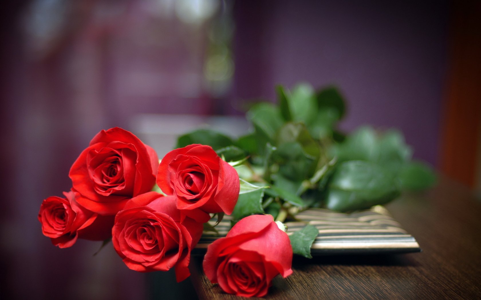 Обои цветы, розы, красные, букет, flowers, roses, red, bouquet разрешение 2560x1600 Загрузить