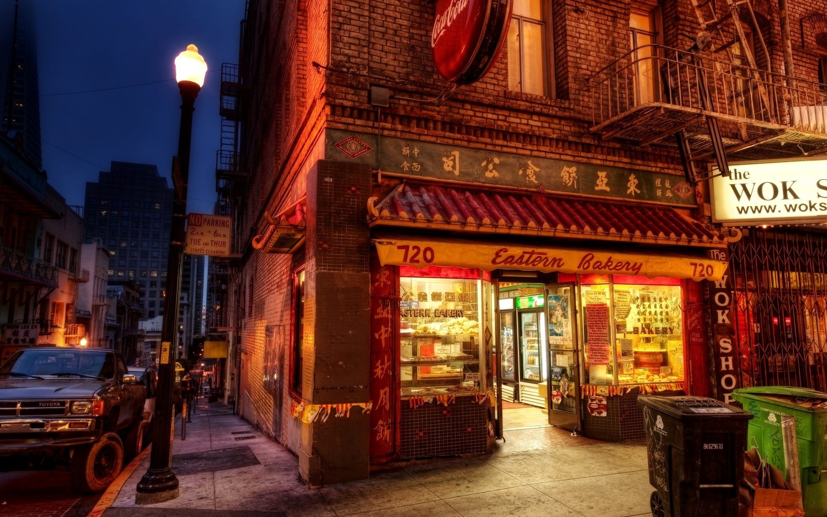 Обои вечер, улица, фонарь, магазин, китайский квартал, the evening, street, lantern, shop, chinatown разрешение 2560x1600 Загрузить