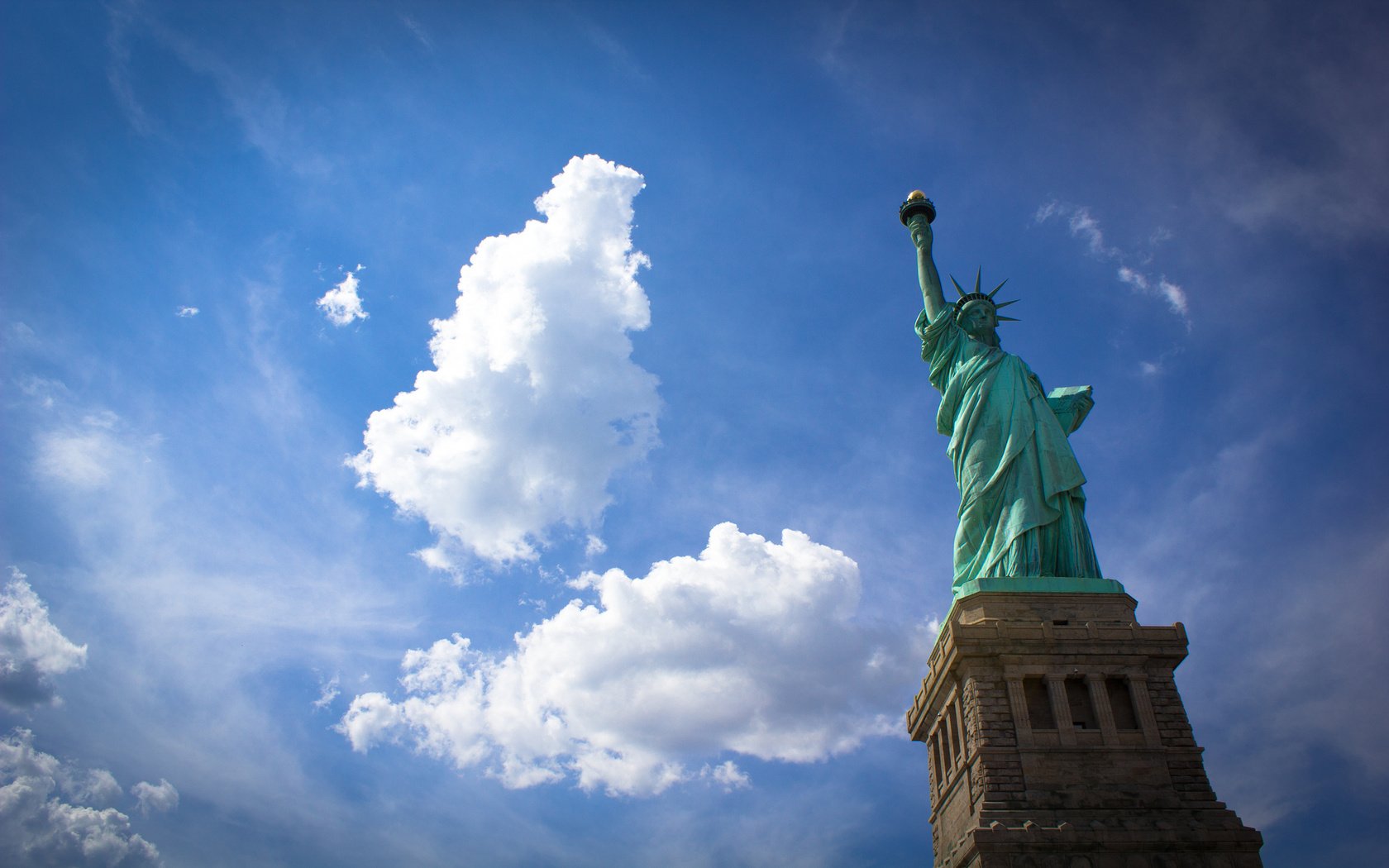 Обои сша, нью-йорк, статуя свободы, statue of liberty, нью - йорк, usa, new york, the statue of liberty разрешение 2560x1600 Загрузить