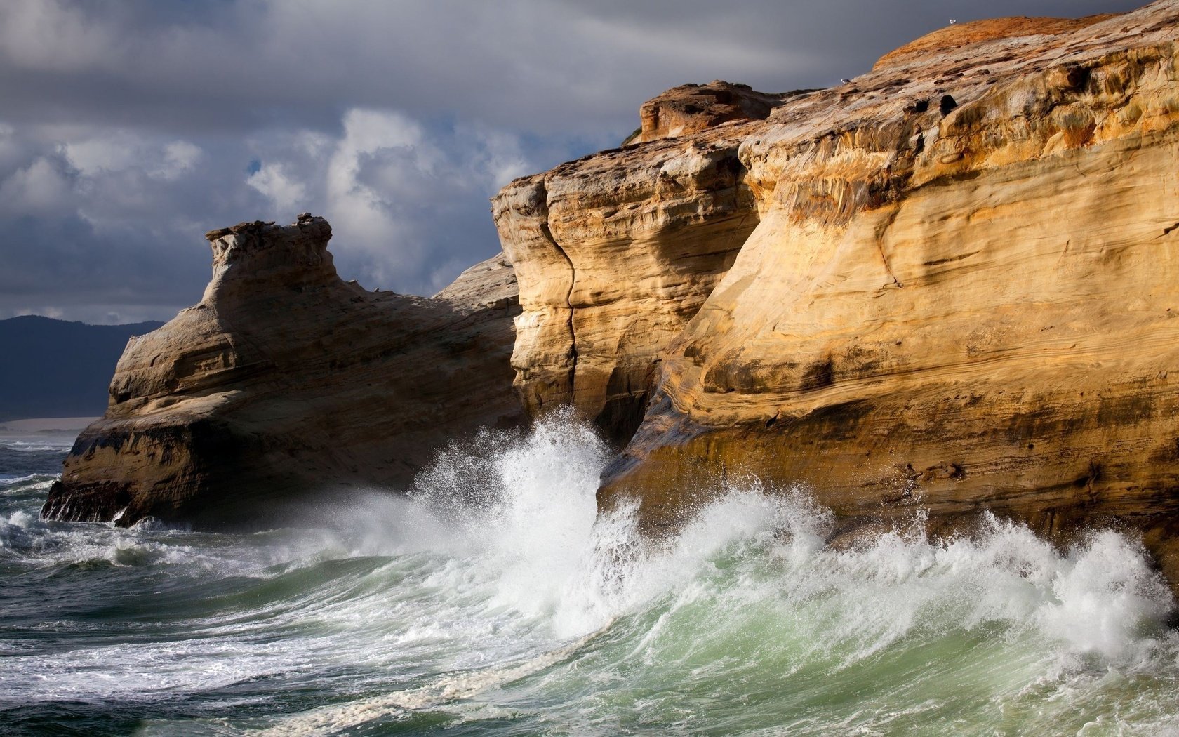 Обои скалы, природа, волны, море, прибой, стихия, утес, rocks, nature, wave, sea, surf, element, rock разрешение 2560x1600 Загрузить
