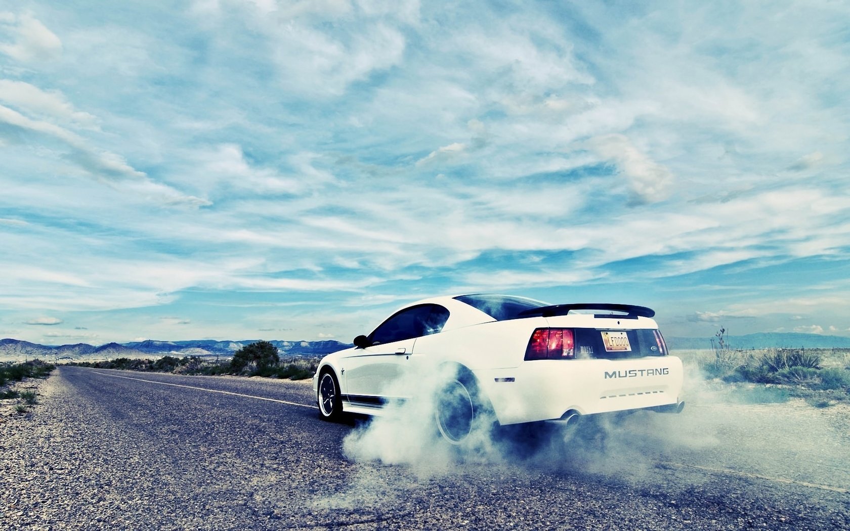 Обои burnout, мустанг, купе, автообои, ford mustang, автодорога, mustang, coupe, rechange, road разрешение 1920x1200 Загрузить