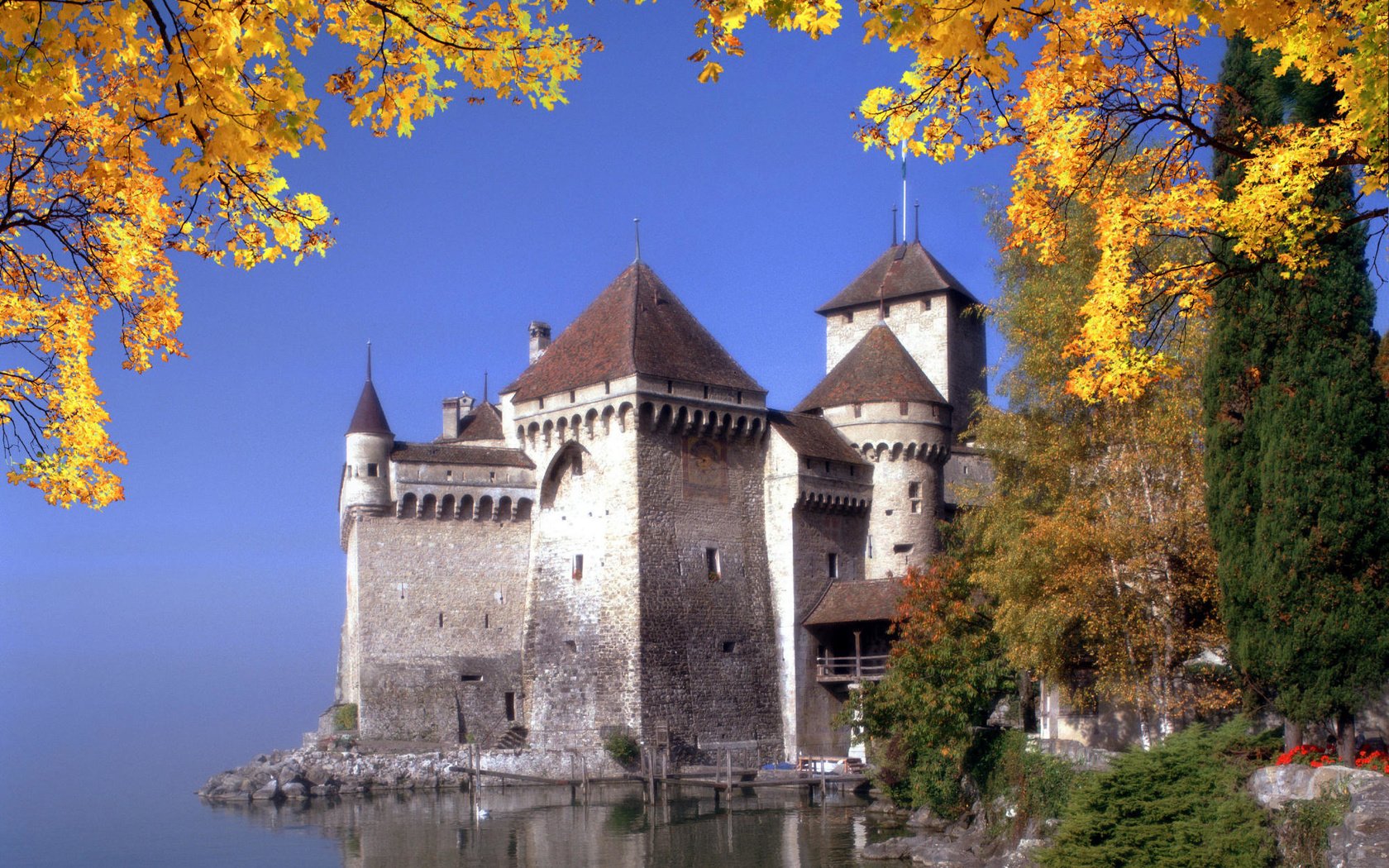 Обои осень, швейцария, шильонский замок, монтрё, autumn, switzerland, chillon castle, montreux разрешение 2000x1333 Загрузить