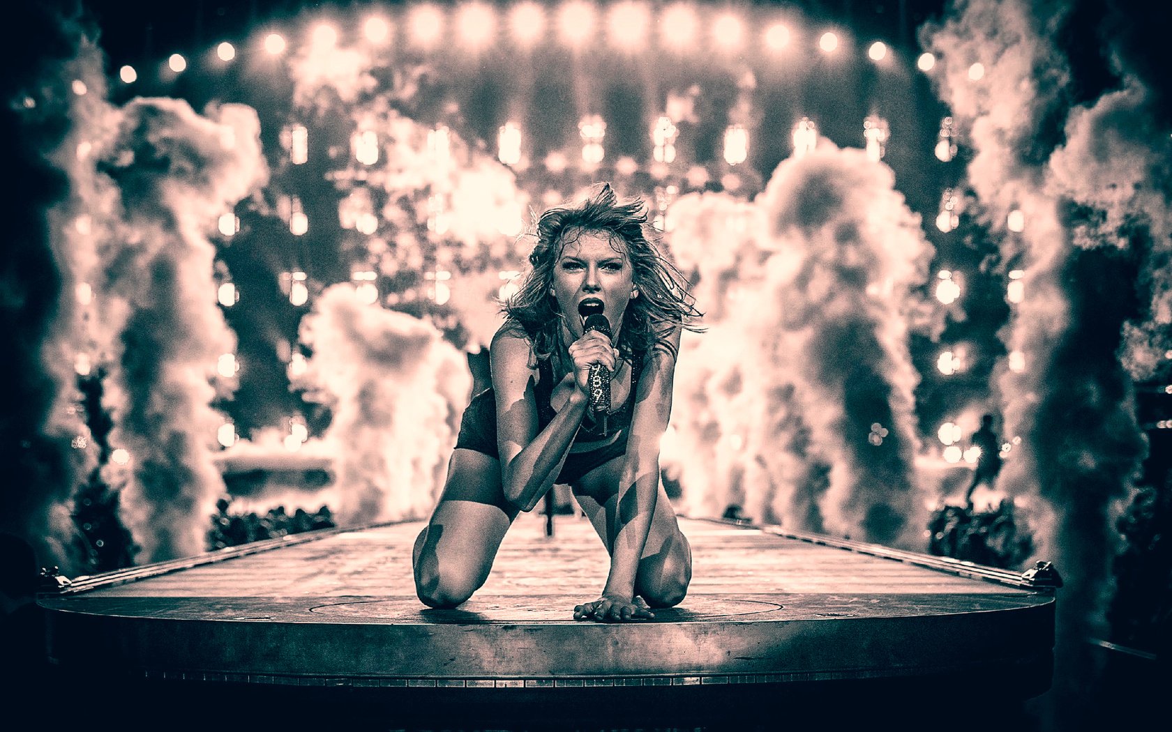 Обои поза, концерт, сцена, тейлор свифт, pose, concert, scene, taylor swift разрешение 2048x1428 Загрузить