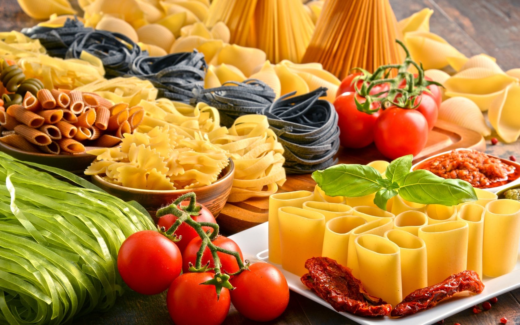 Обои помидоры, спагетти, макароны, макарон, помидорами, tomatoes, spaghetti, pasta разрешение 2880x1923 Загрузить